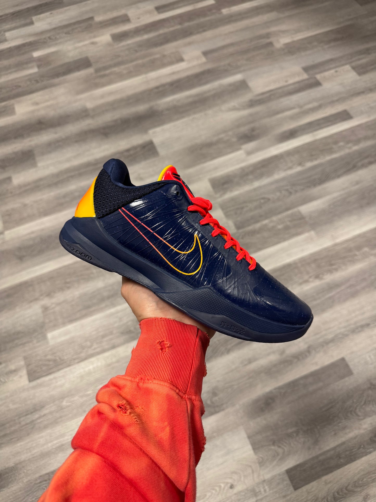 Kobe 5 Caitlyn Clark / Brand New