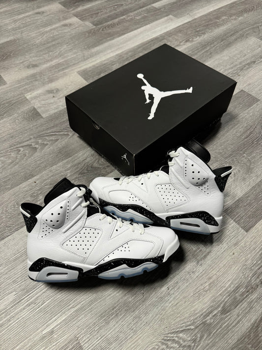 Jordan 6 Reverse Oreo / Preowned