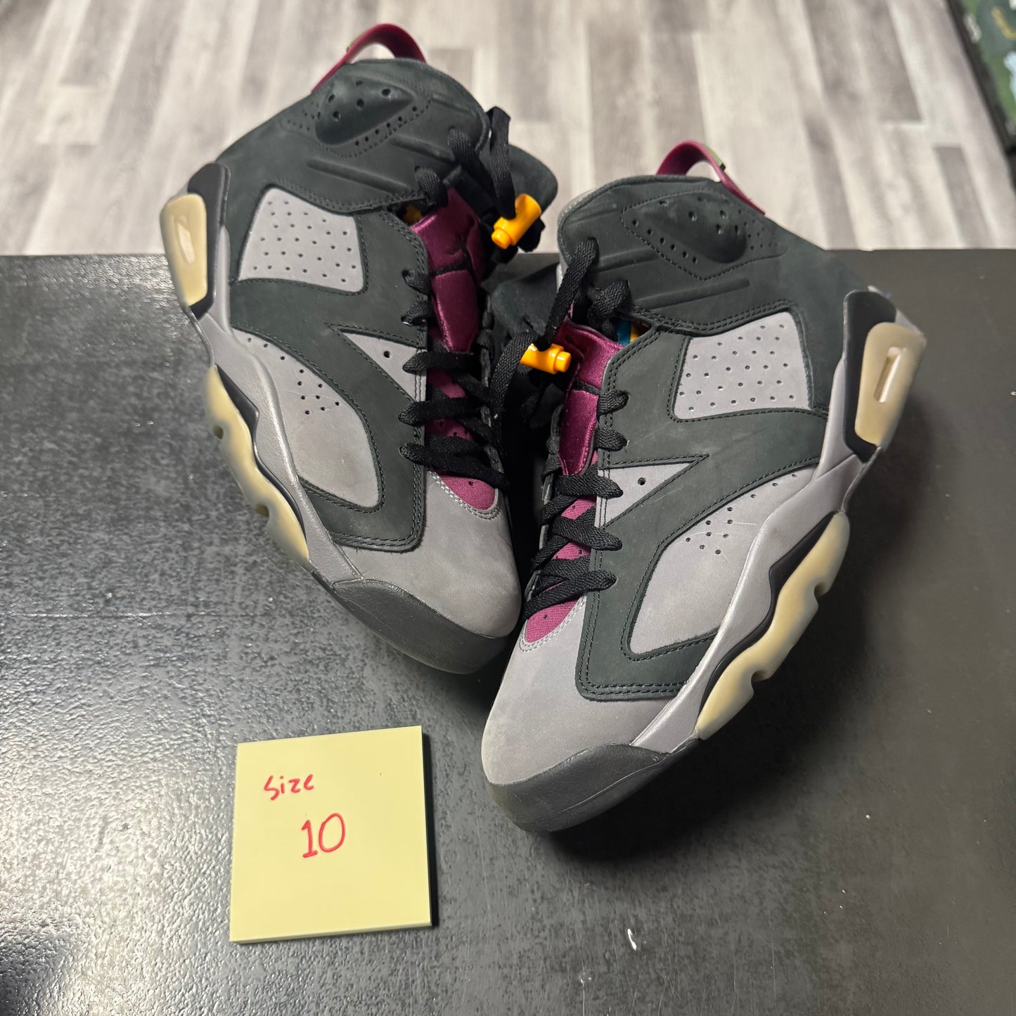 Jordan 6 Bordeaux / Preowned