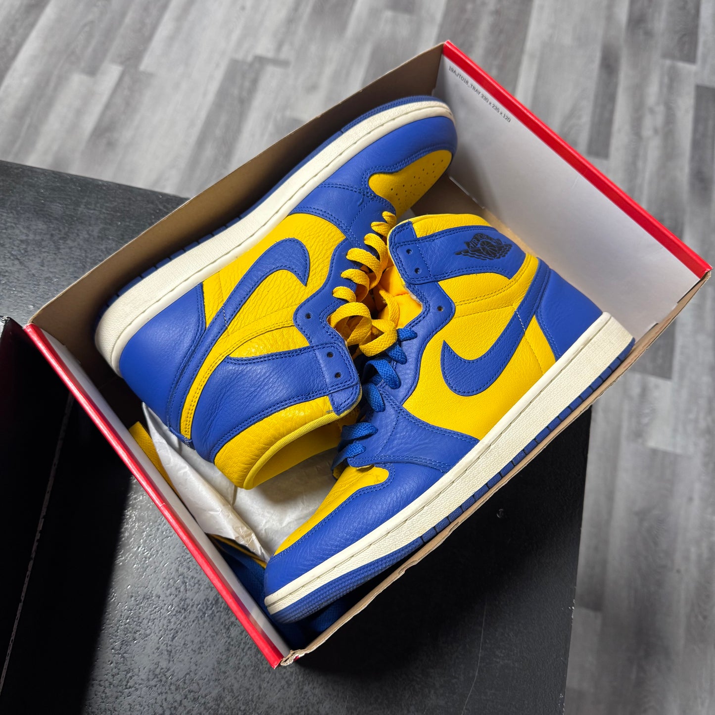 Jordan 1 Laney / Preowned