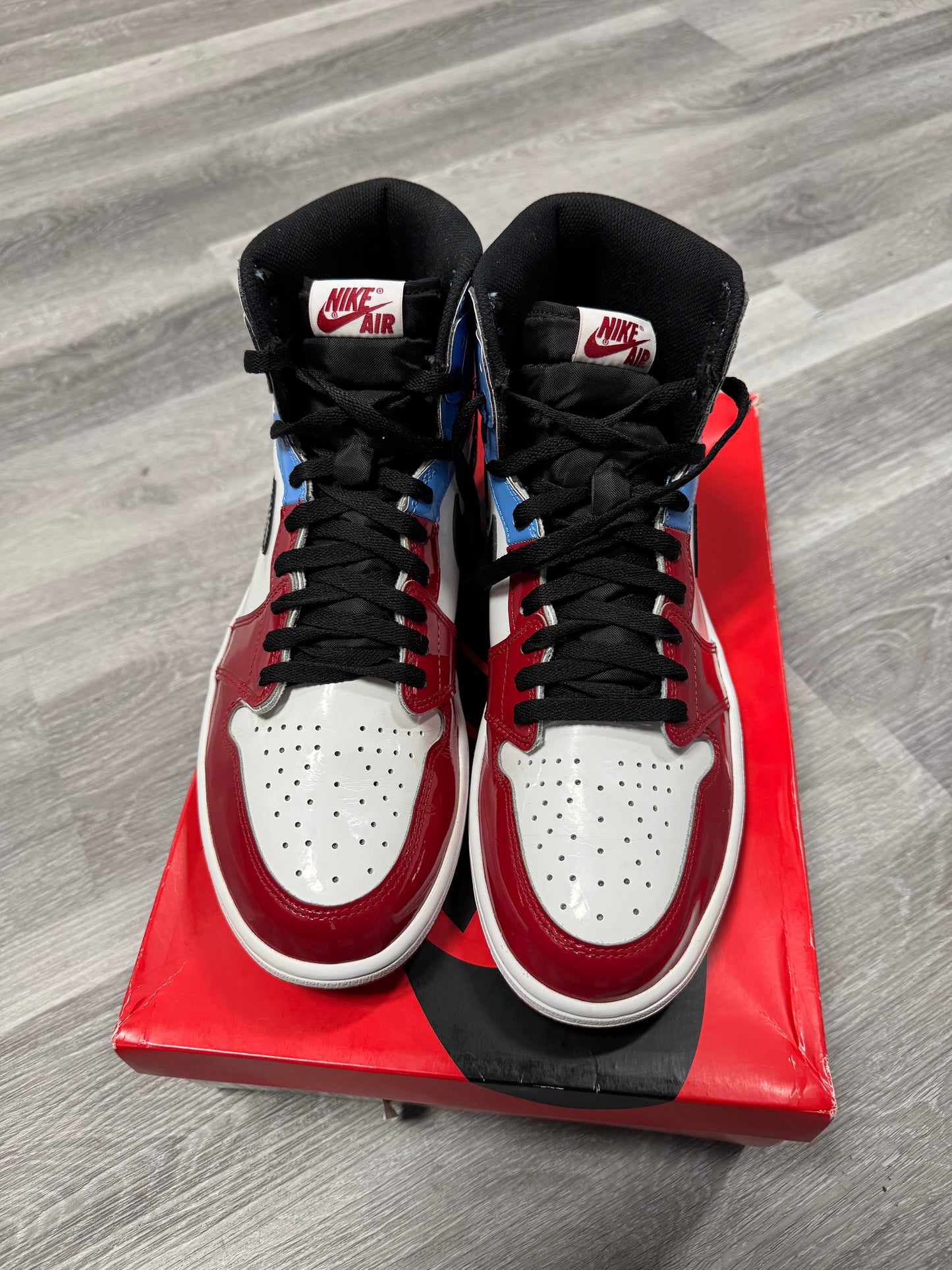 Jordan 1 Fearless / Preowned
