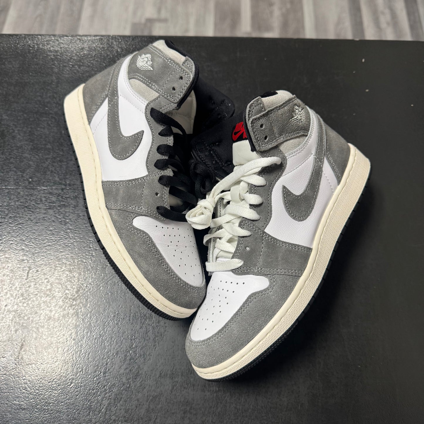 Jordan 1 Washed Black / Preowned