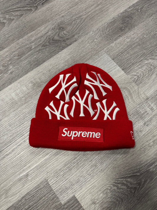 Supreme New York Yankees AOP Beanie