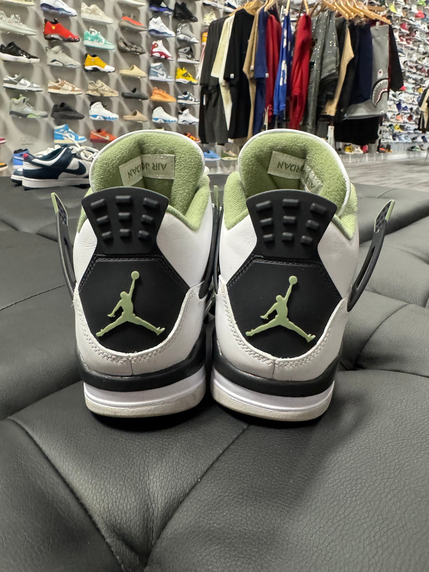 Jordan 4 Seafoam / Preowned