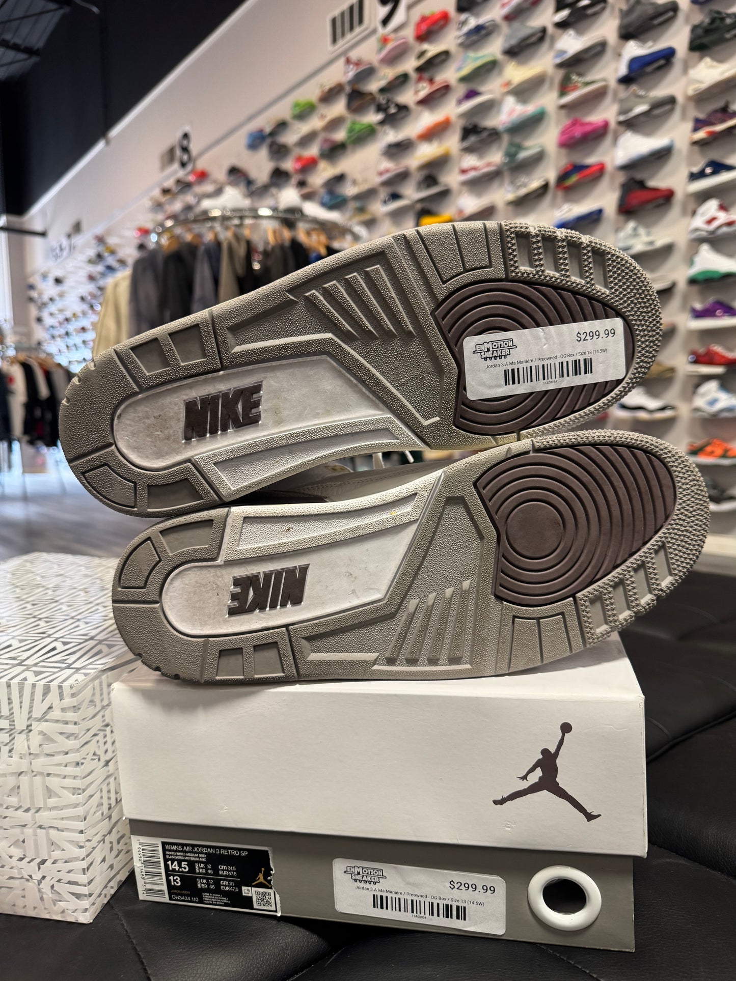Jordan 3 A Ma Maniére / Preowned