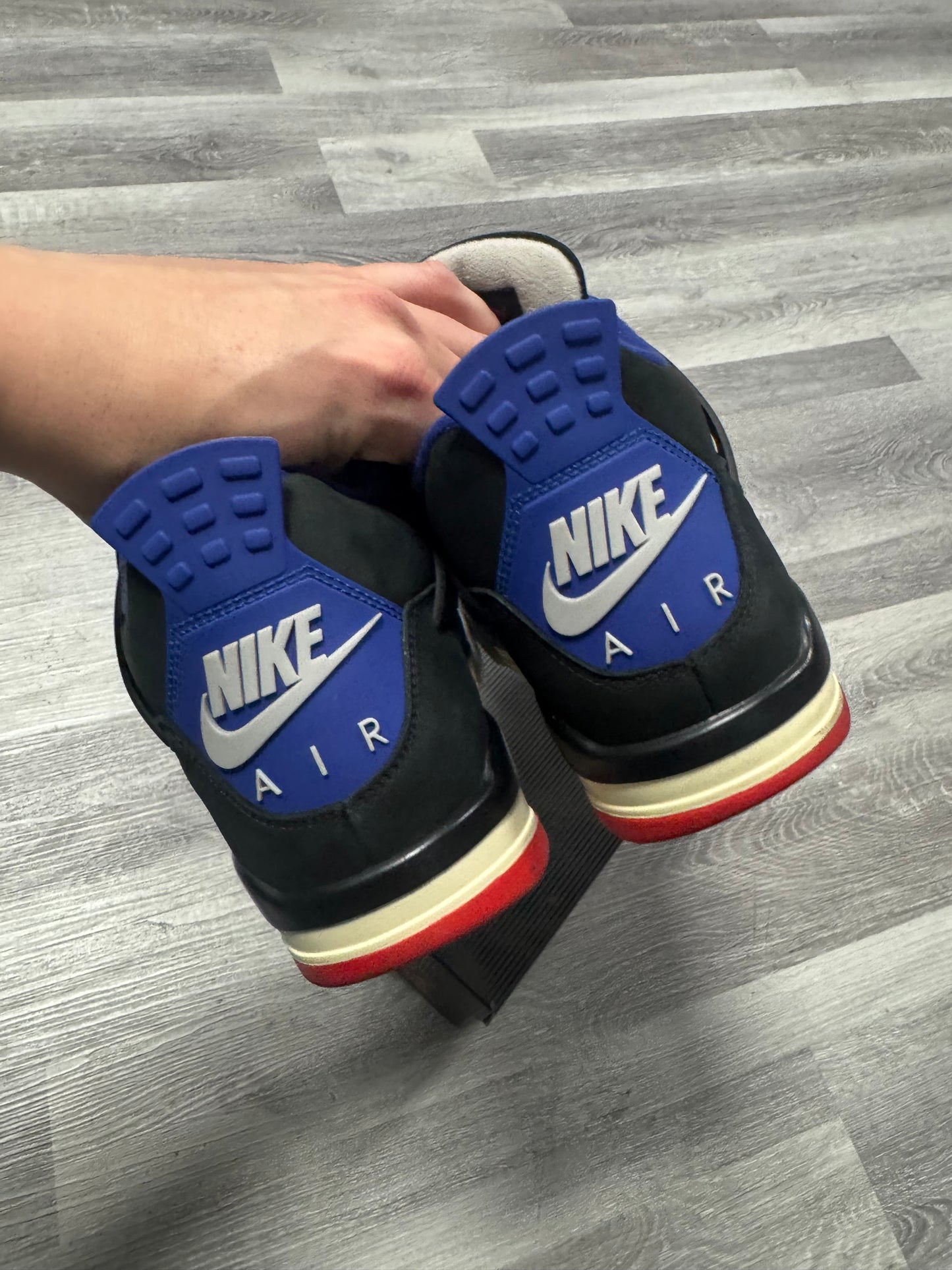 Jordan 4 Rare Air (White Lettering) / Preowned