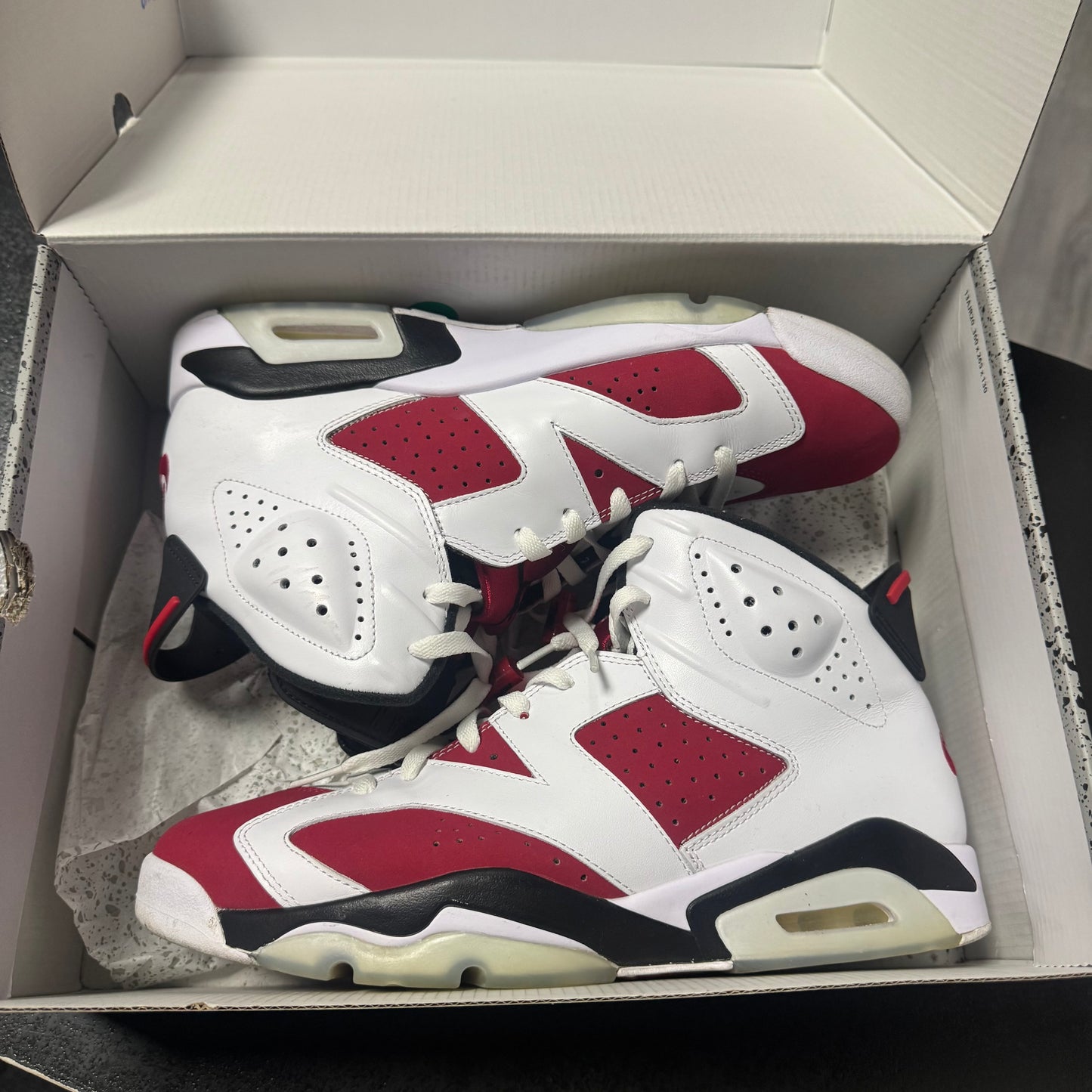 Jordan 6 Carmine / Preowned