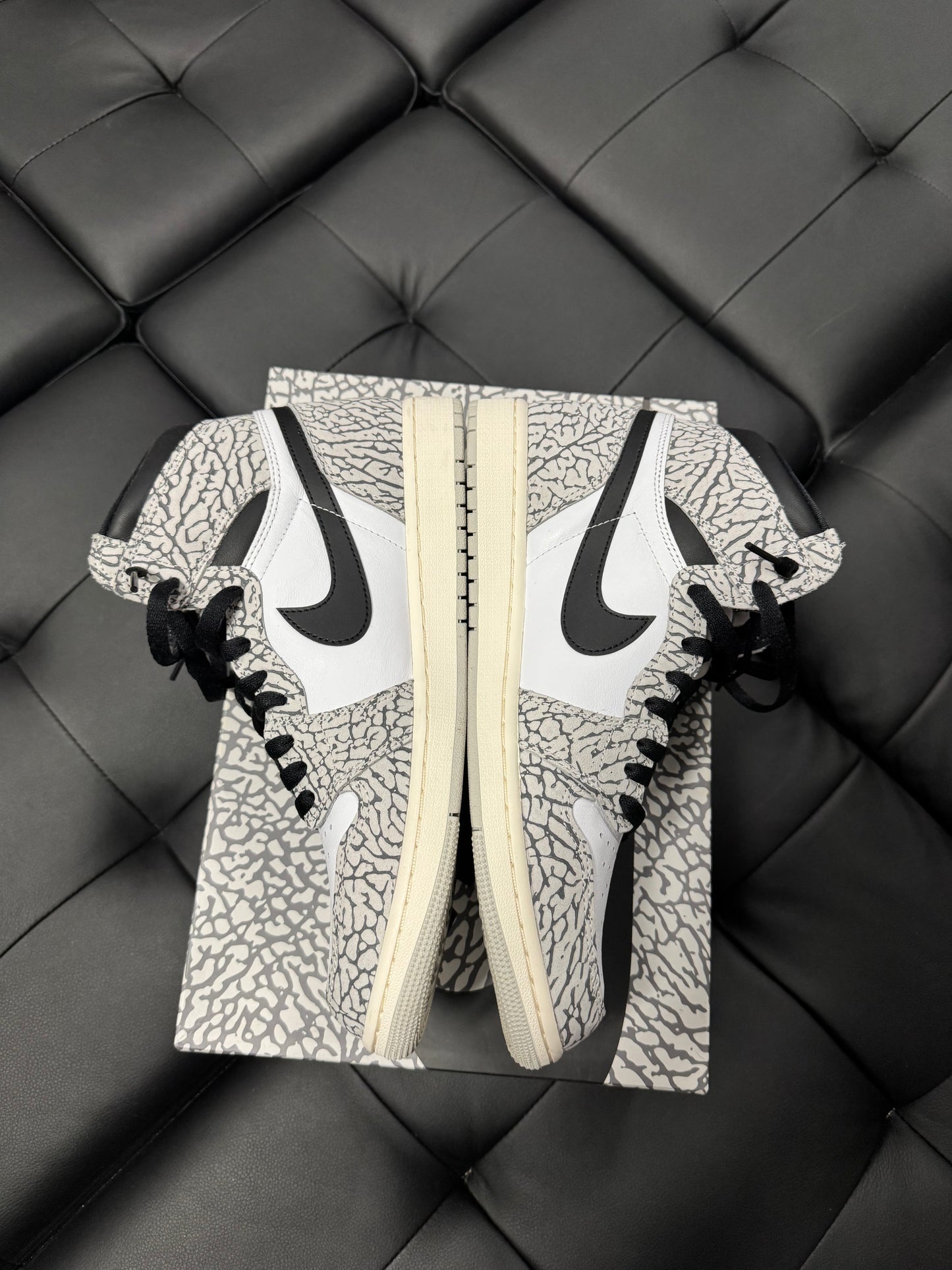 Jordan 1 White Cement / Preowned