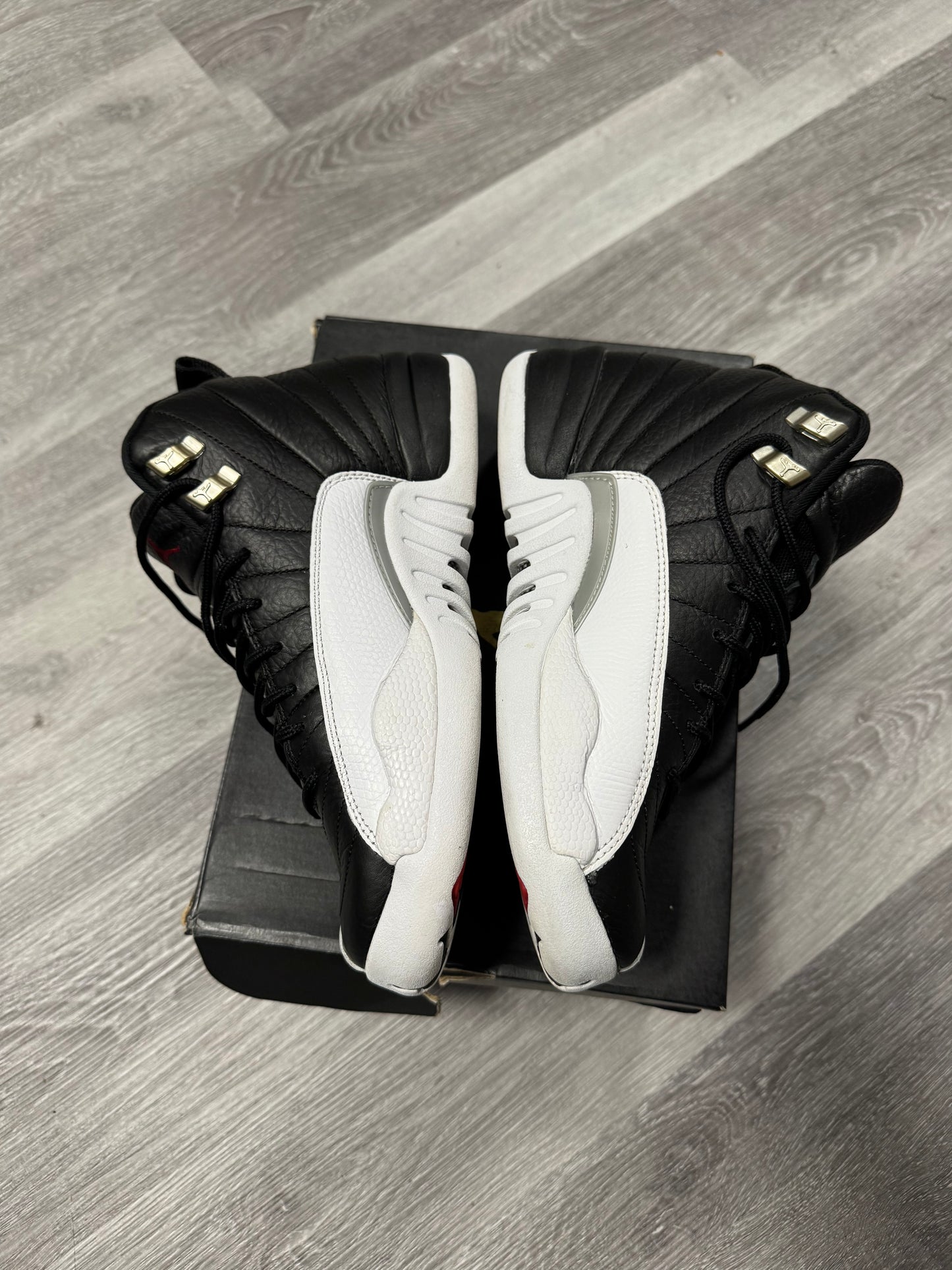 Jordan 12 Playoff / Preowned