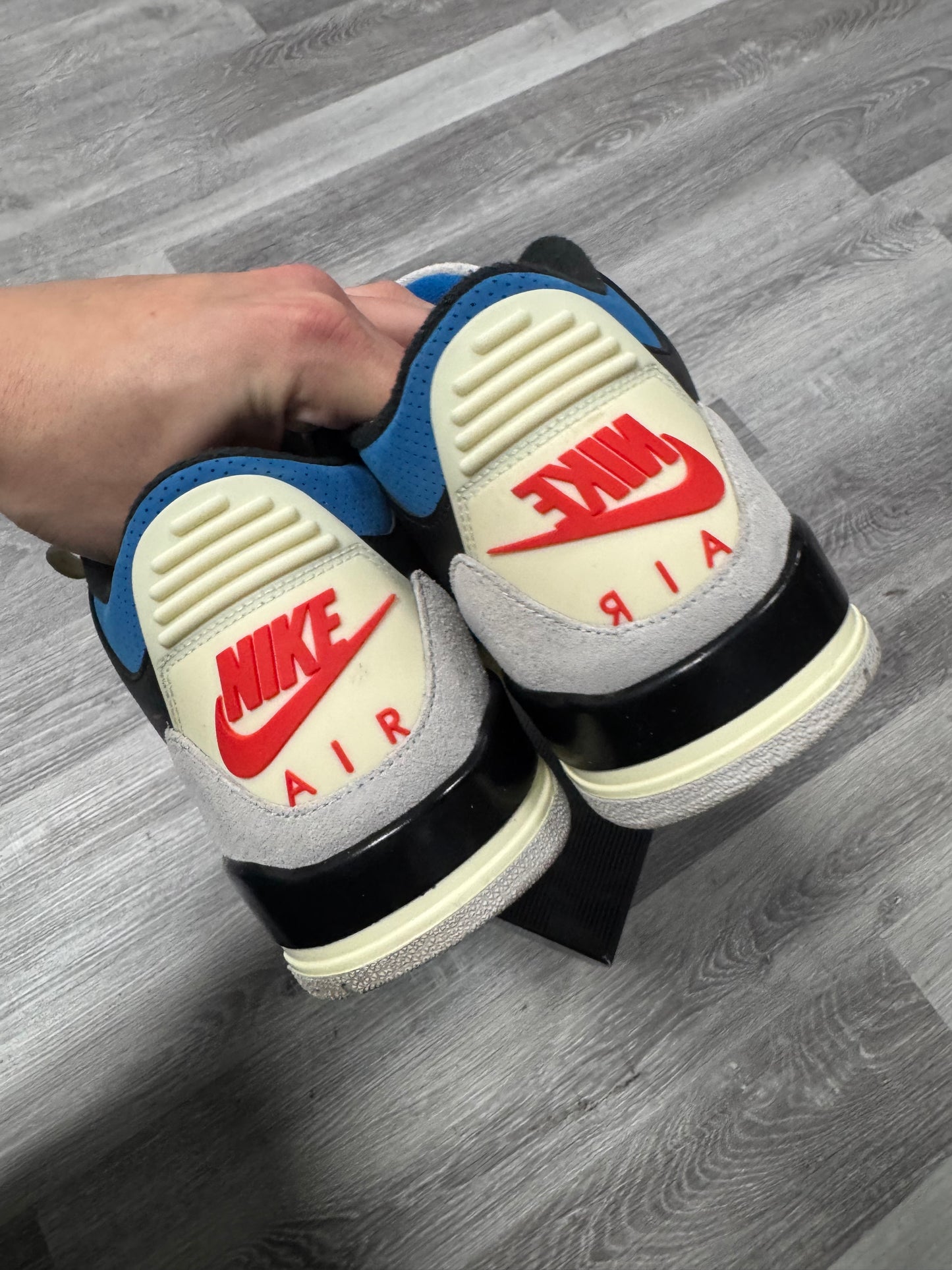 Jordan 3 Rare Air / Preowned
