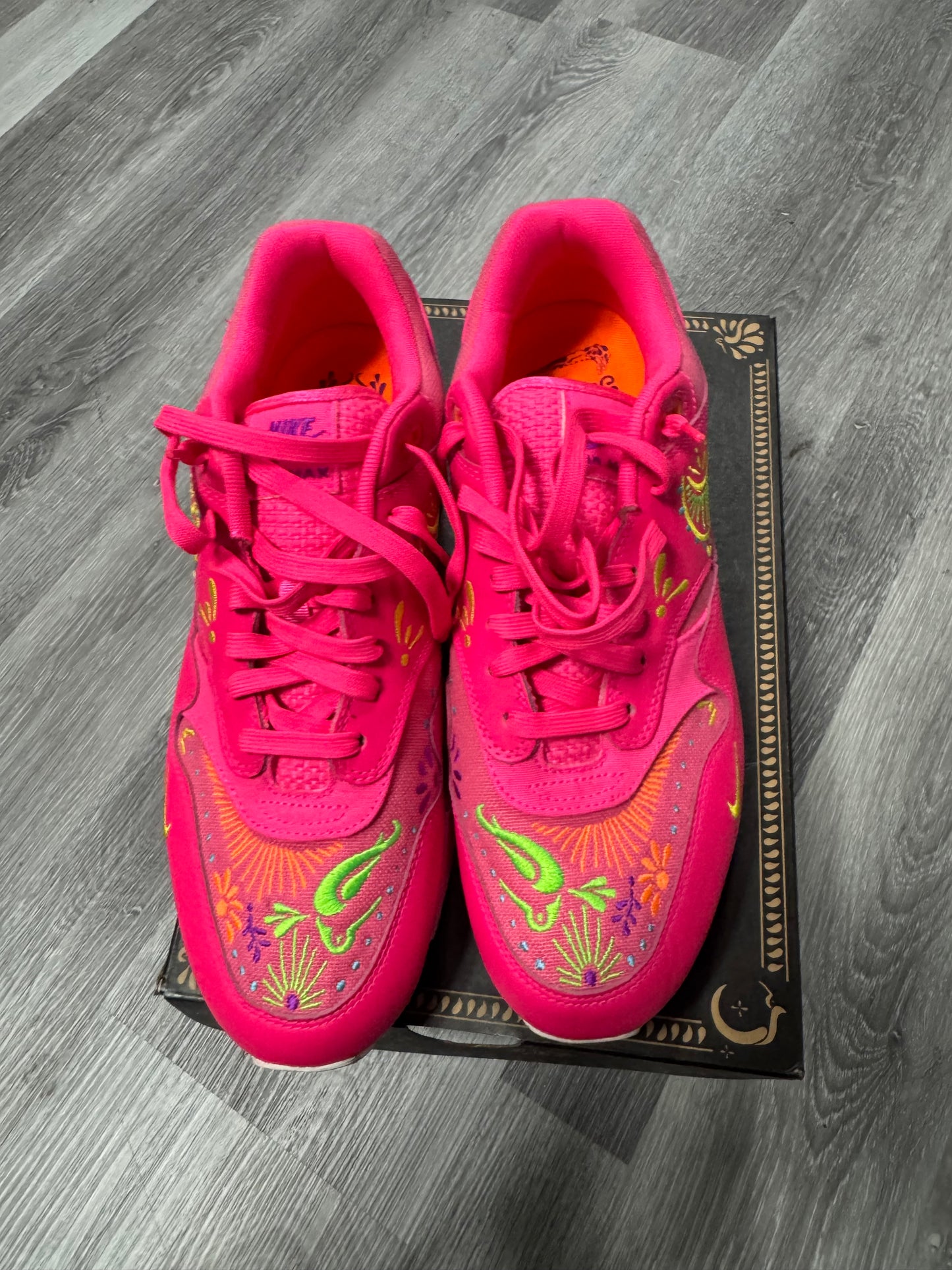 Air Max 1 Dia De Muertos / Preowned