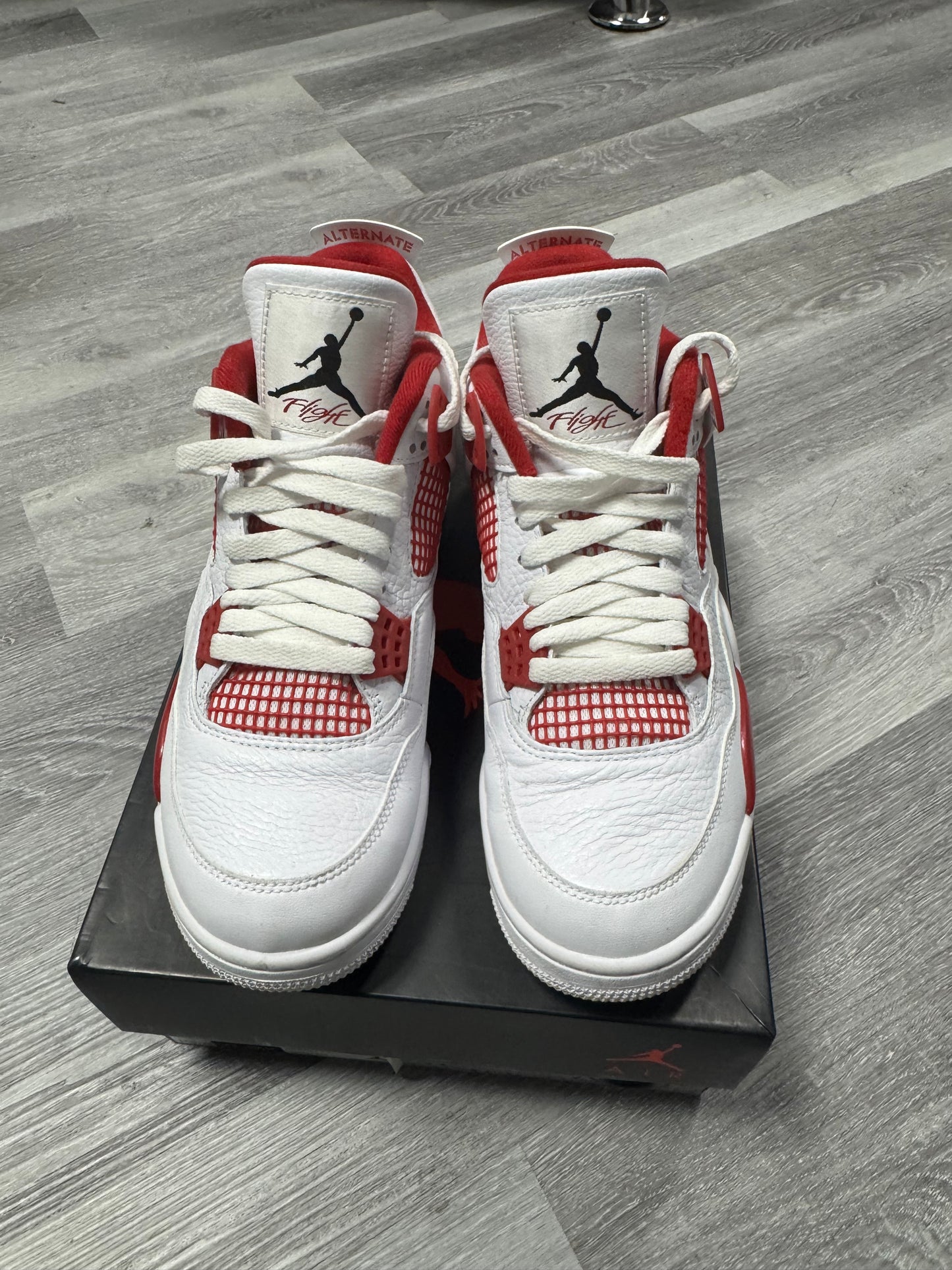 Jordan 4 Alternate 89 / Preowned