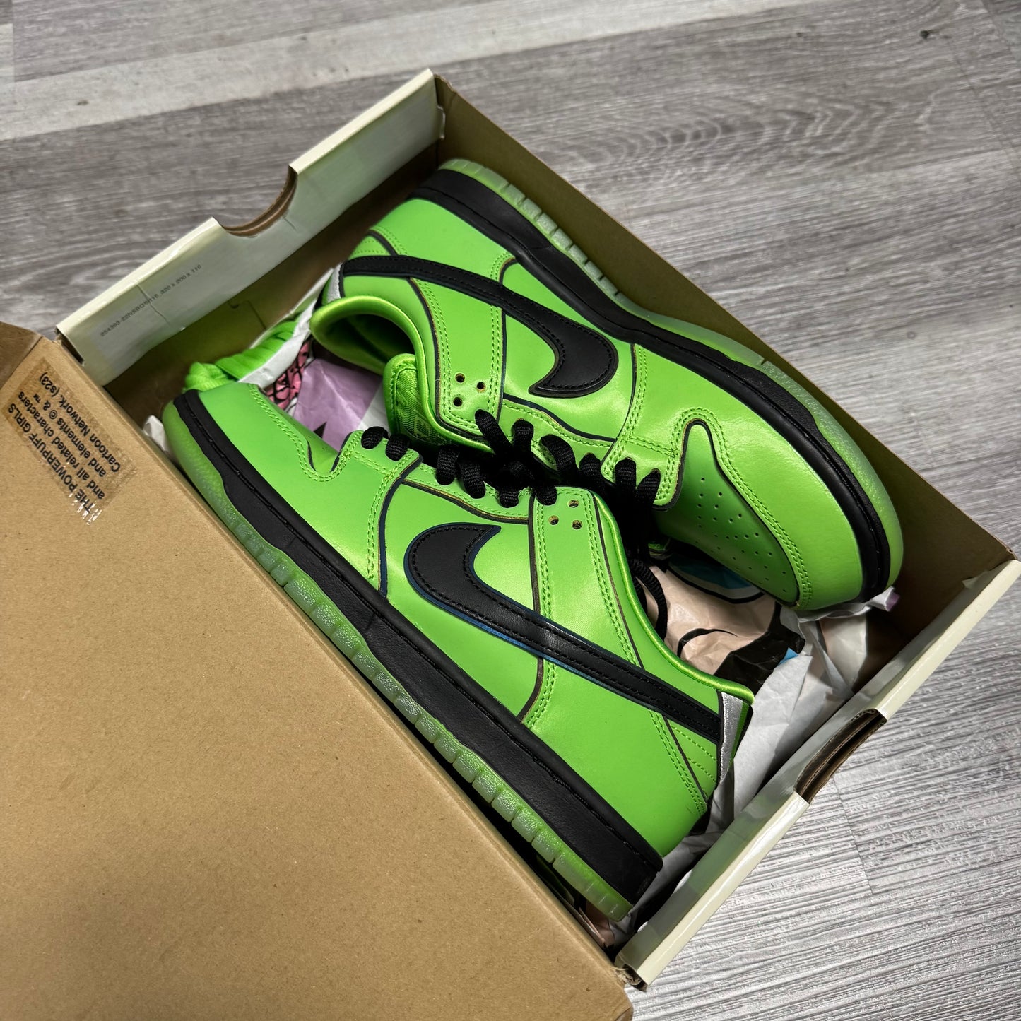 Dunk Low SB Powerpuff Buttercup / Preowned