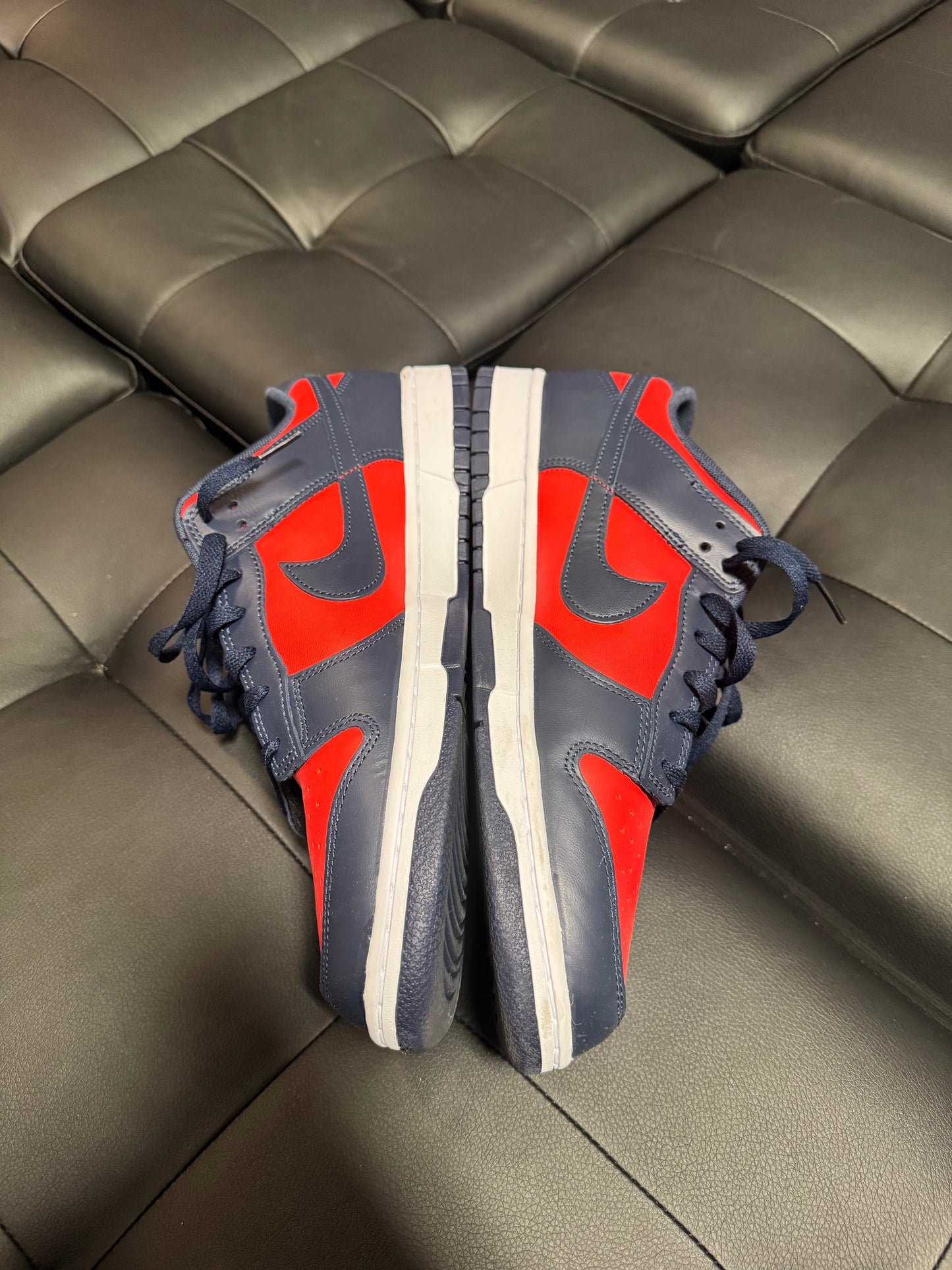 Dunk Low University Red Obsidian / Preowned
