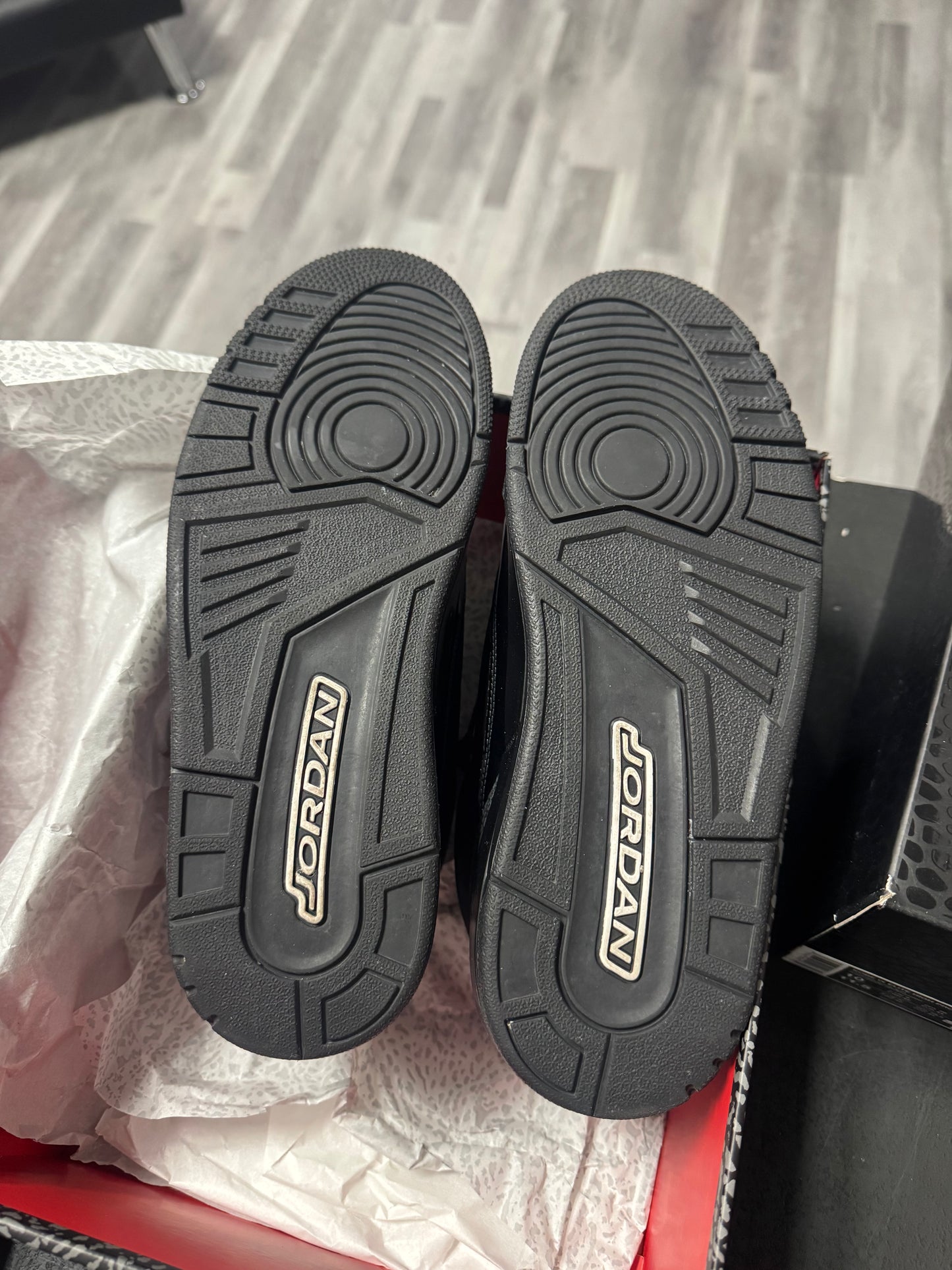 Jordan 3 Black Cat / Preowned