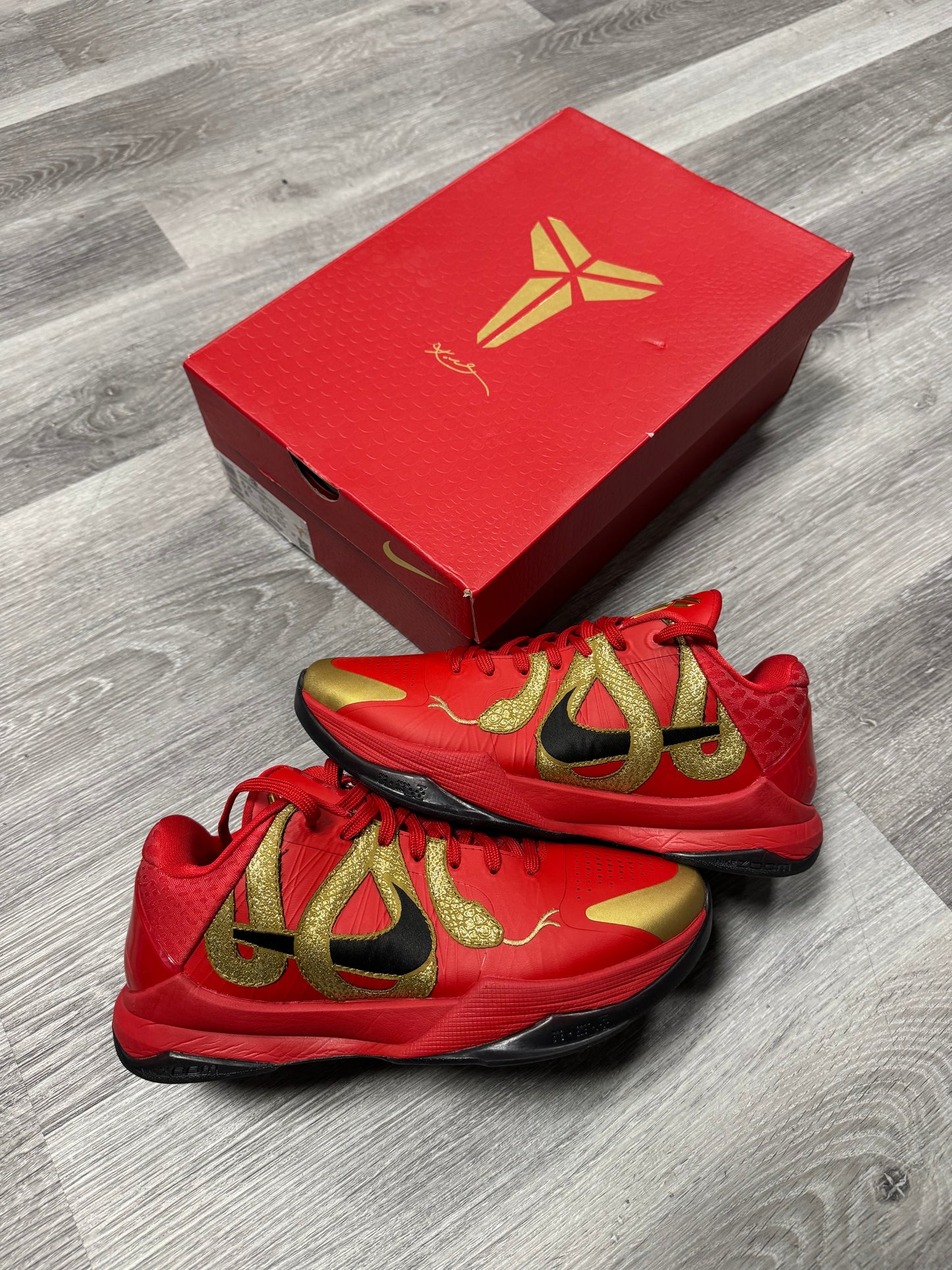 Kobe 5 Year of the Mamba University Red / Preowned