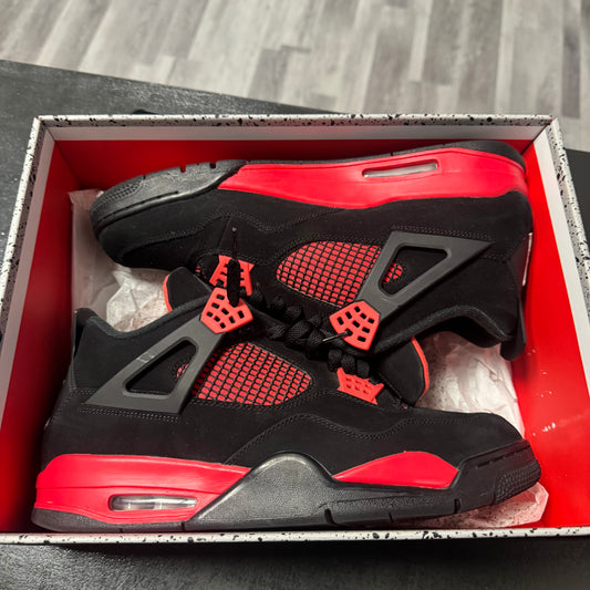 Jordan 4 Red Thunder / Preowned