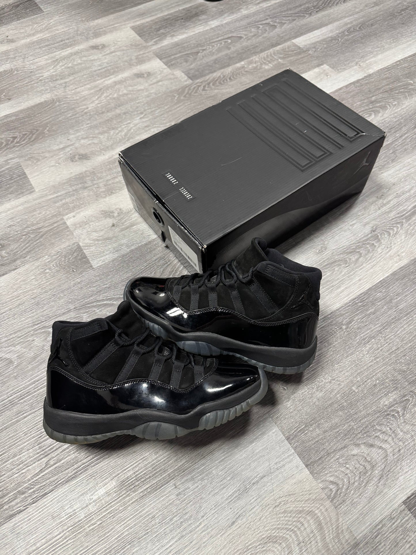 Jordan 11 Cap and Gown / Preowned