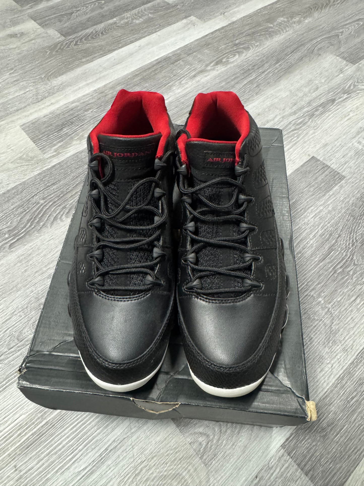 Jordan 9 Low Bred Snakeskin / Preowned