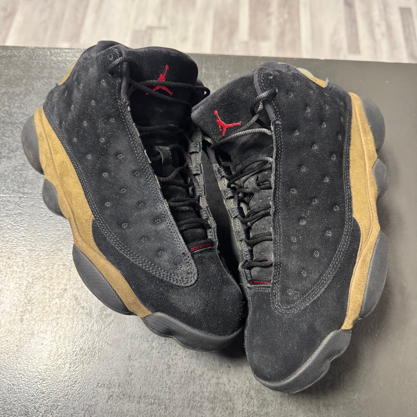 Jordan 13 Olive / Preowned