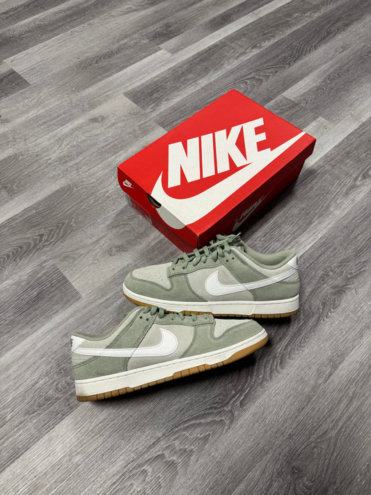 Dunk Low Jade Horizon / Preowned
