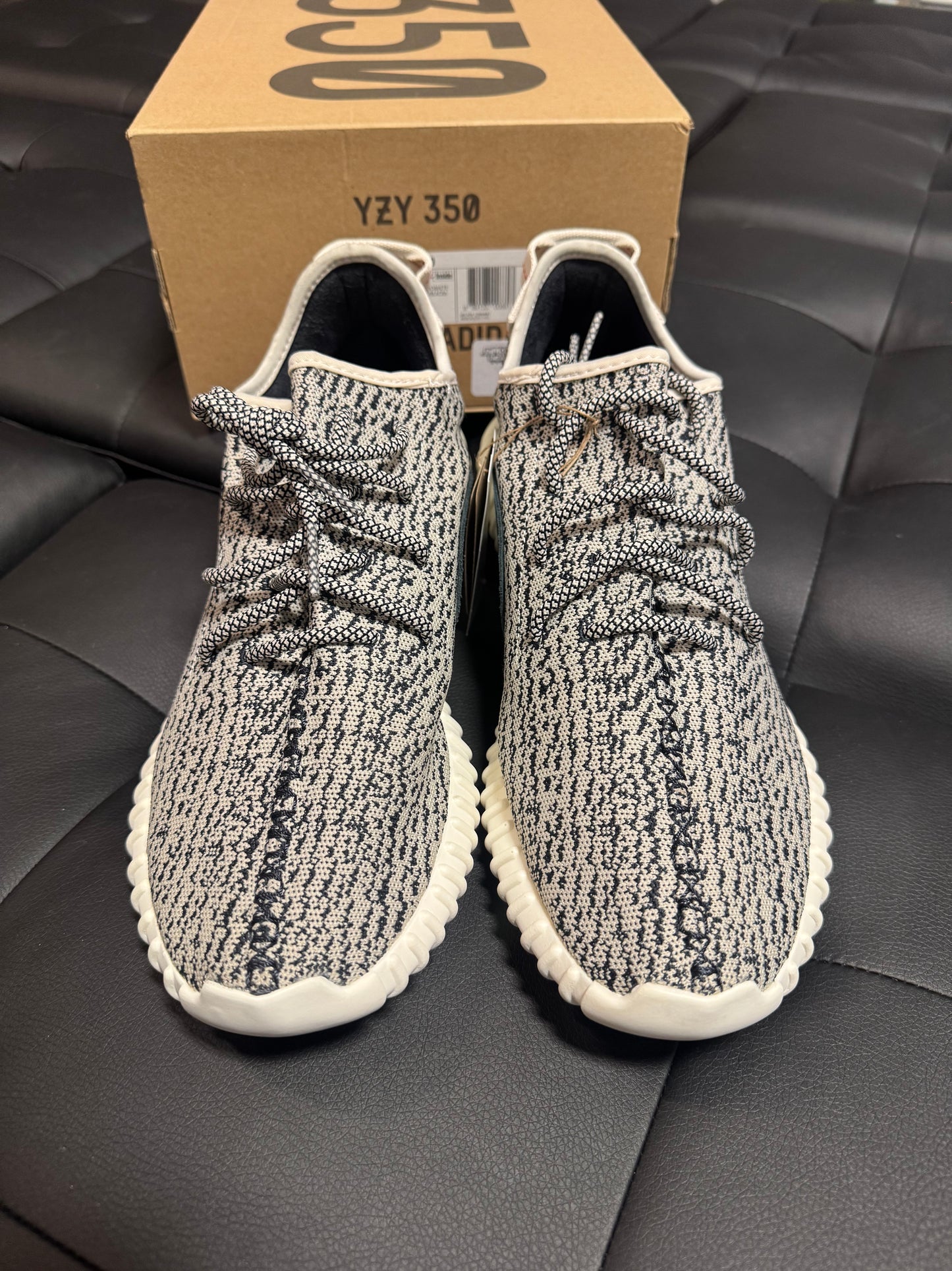 Yeezy 350 Turtle Dove / Preowned