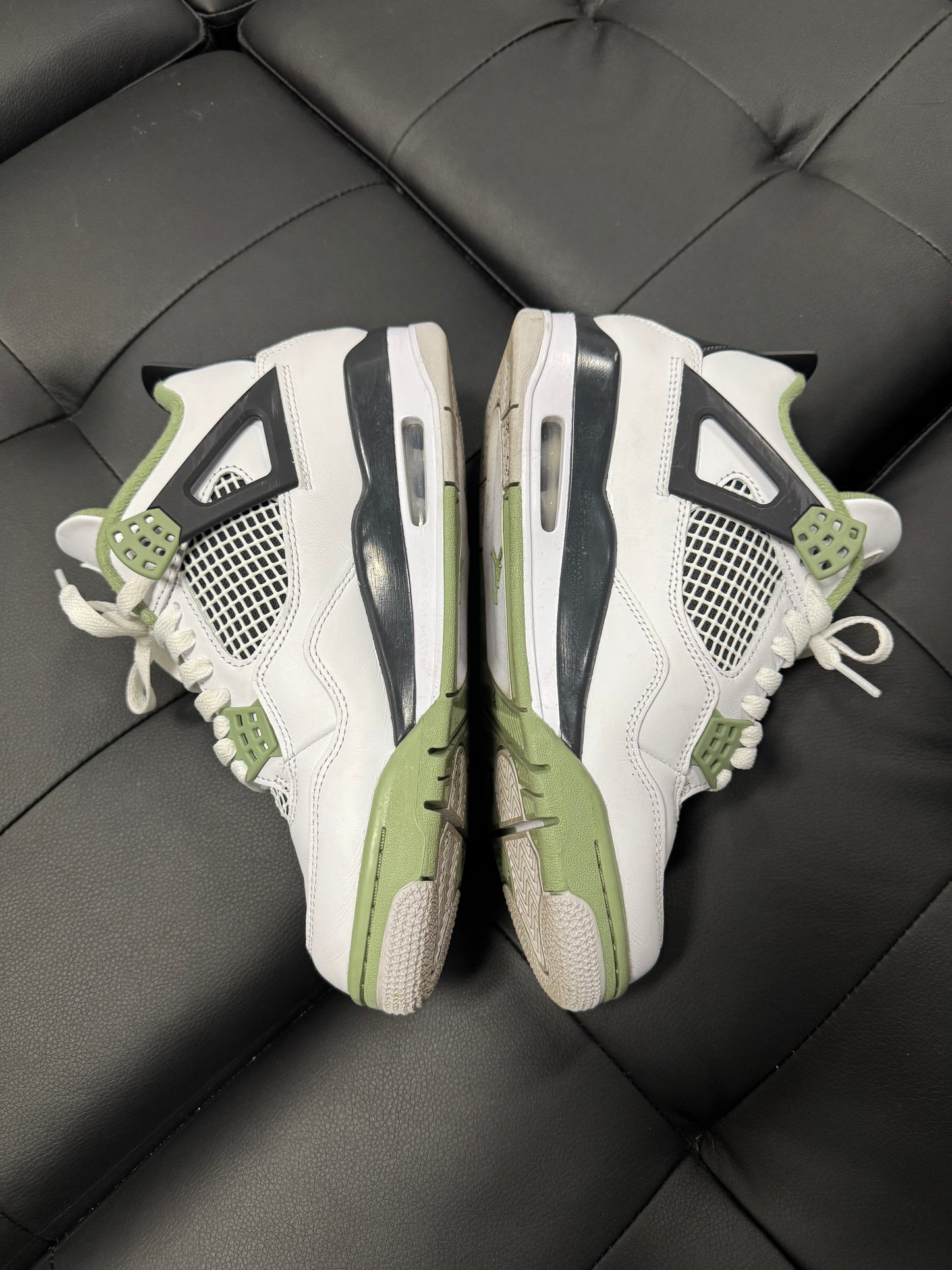 Jordan 4 Seafoam / Preowned