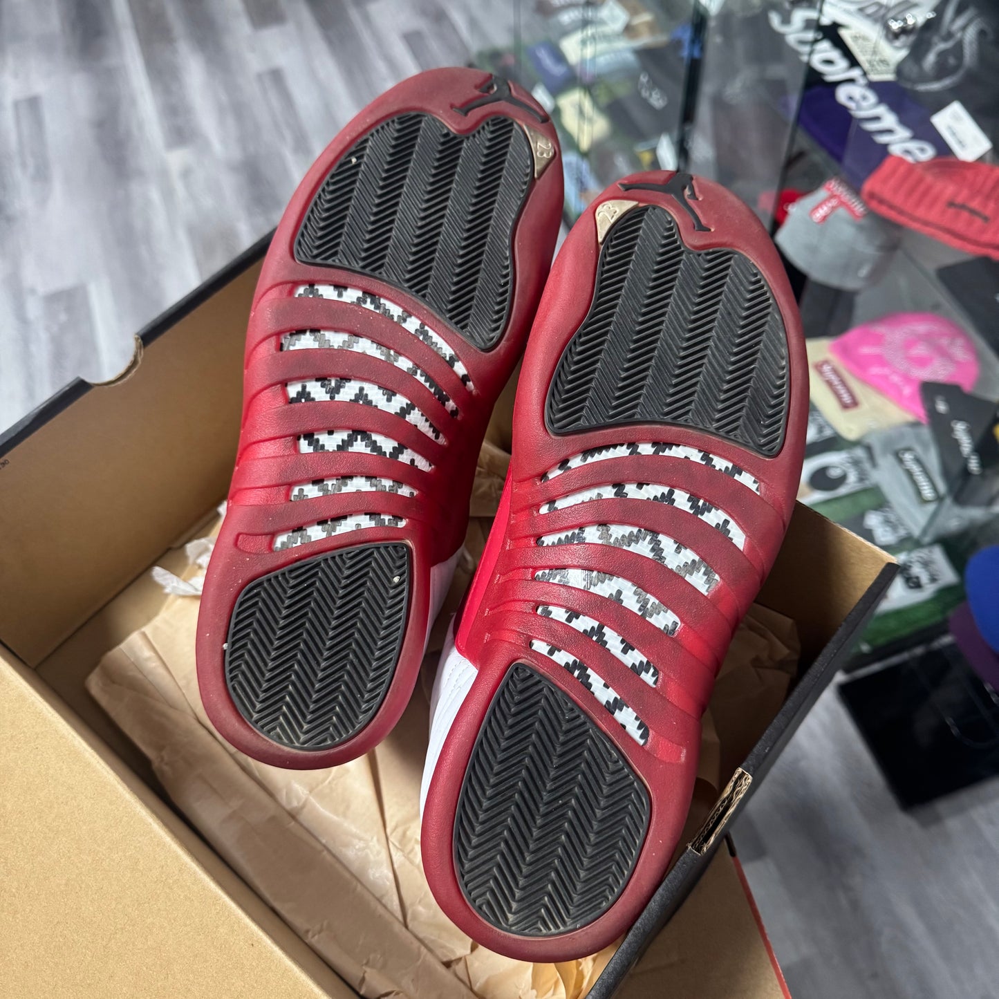 Jordan 12 Cherry / Preowned