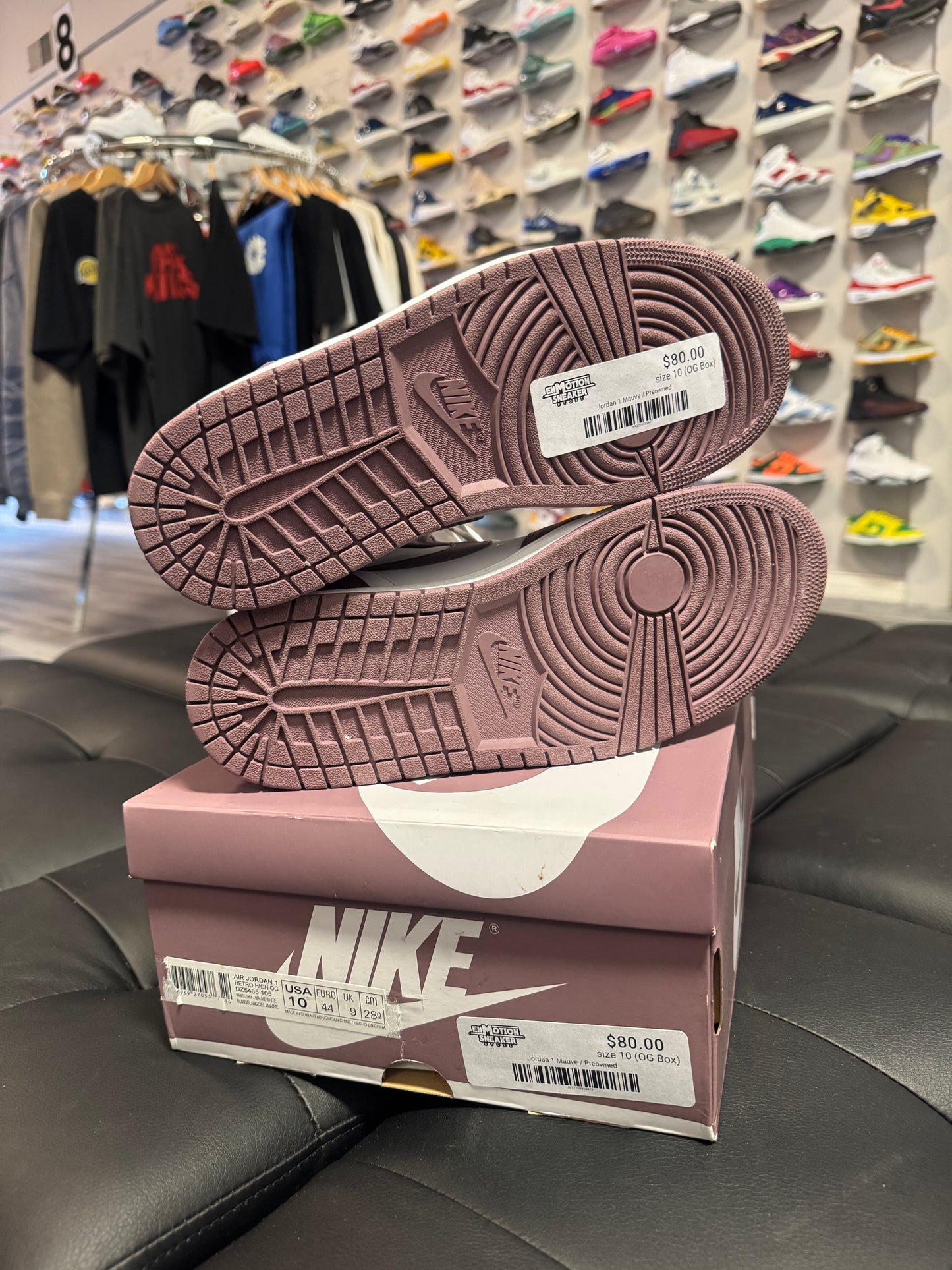 Jordan 1 Mauve / Preowned