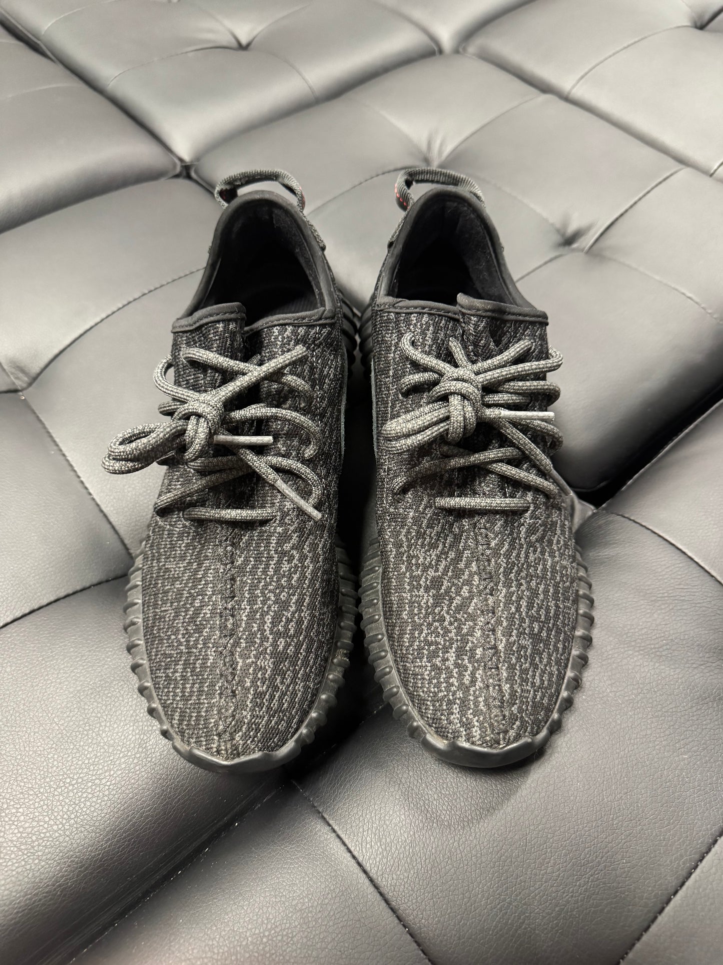 Yeezy 350 Pirate Black / Preowned