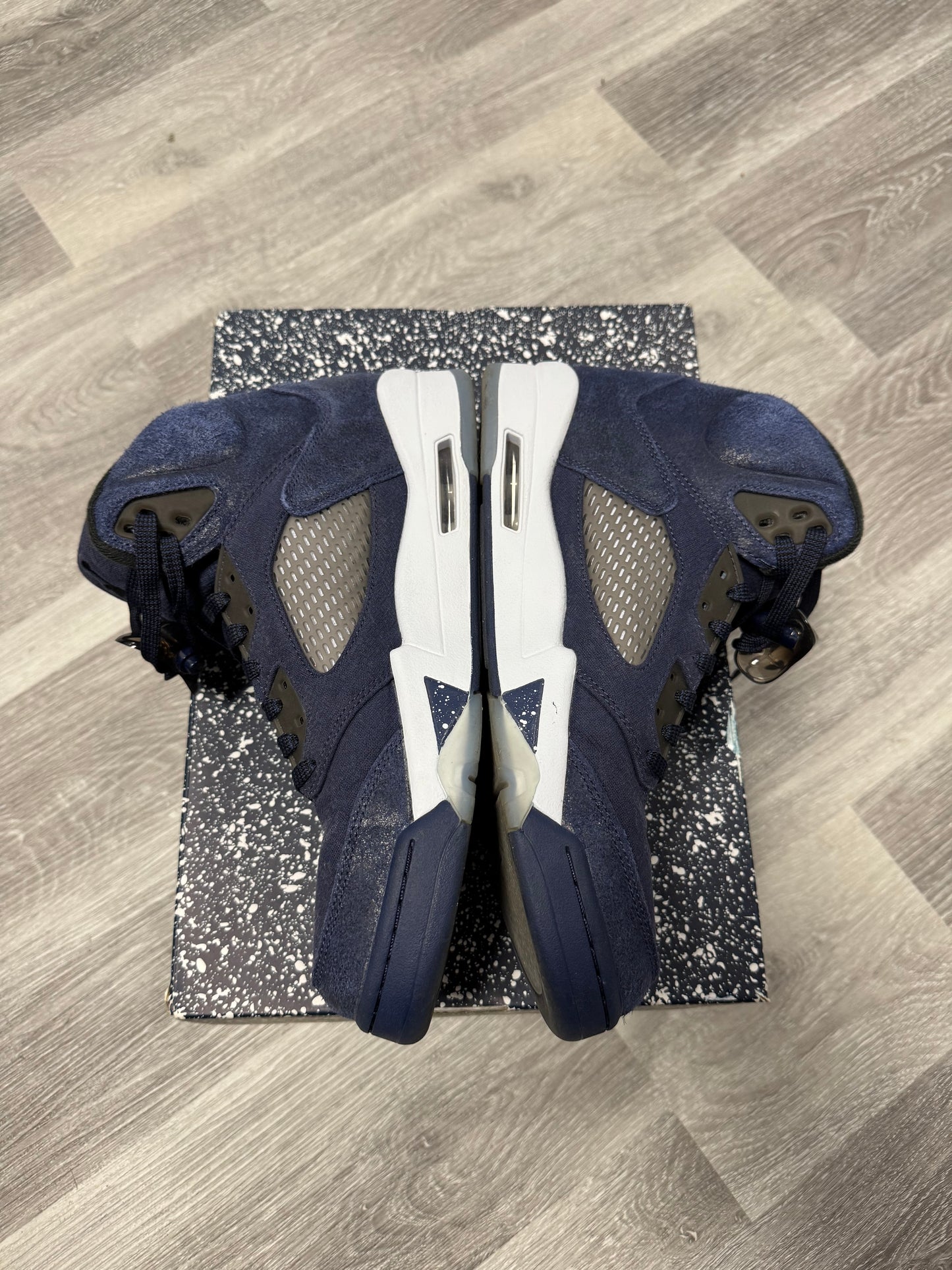 Jordan 5 Midnight Navy / Preowned