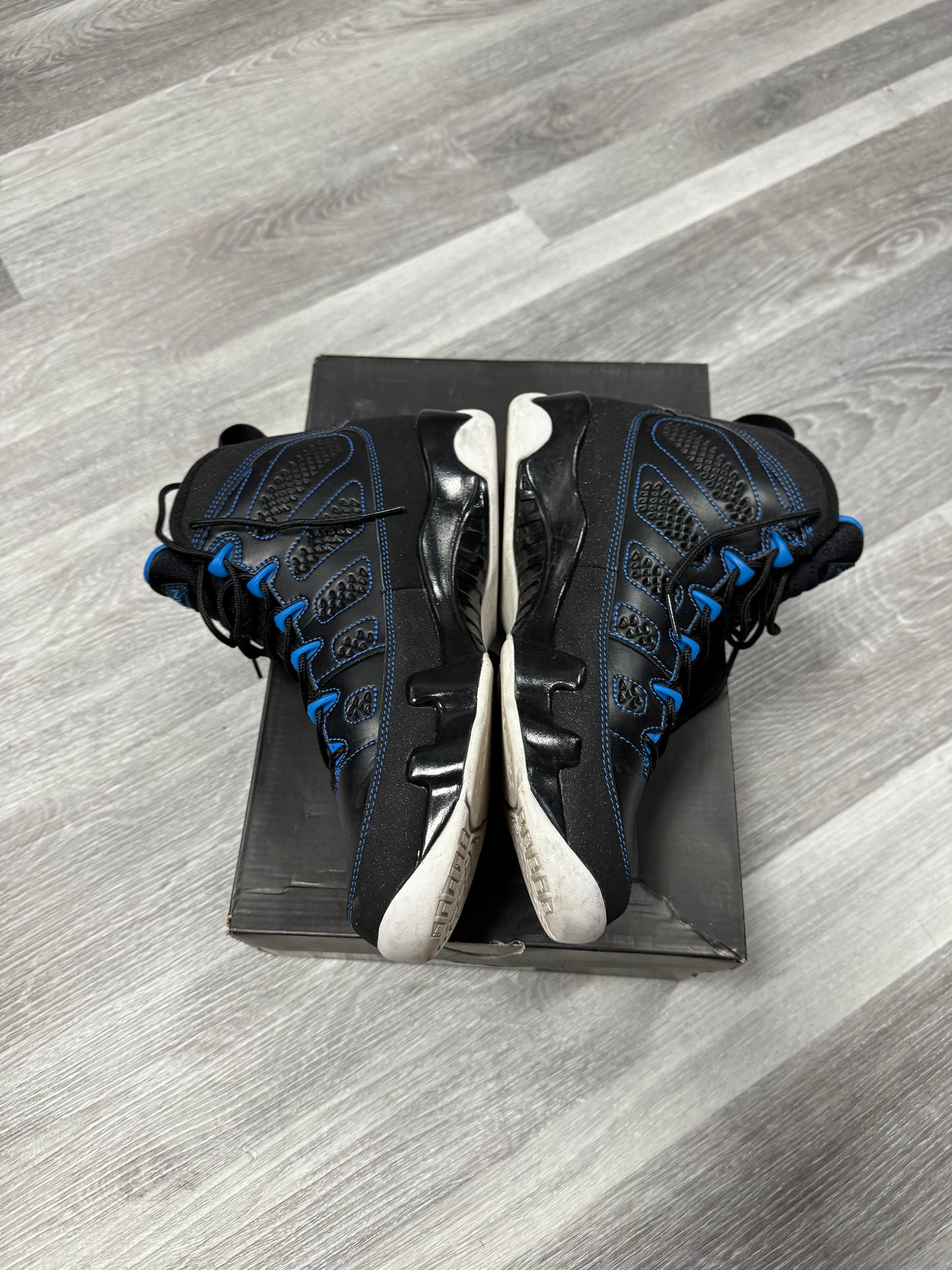Jordan 9 Photo Blue / Preowned