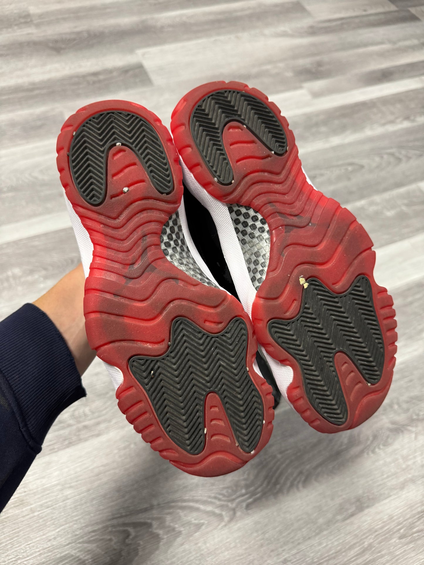 Jordan 11 Low Concord Bred / Preowned