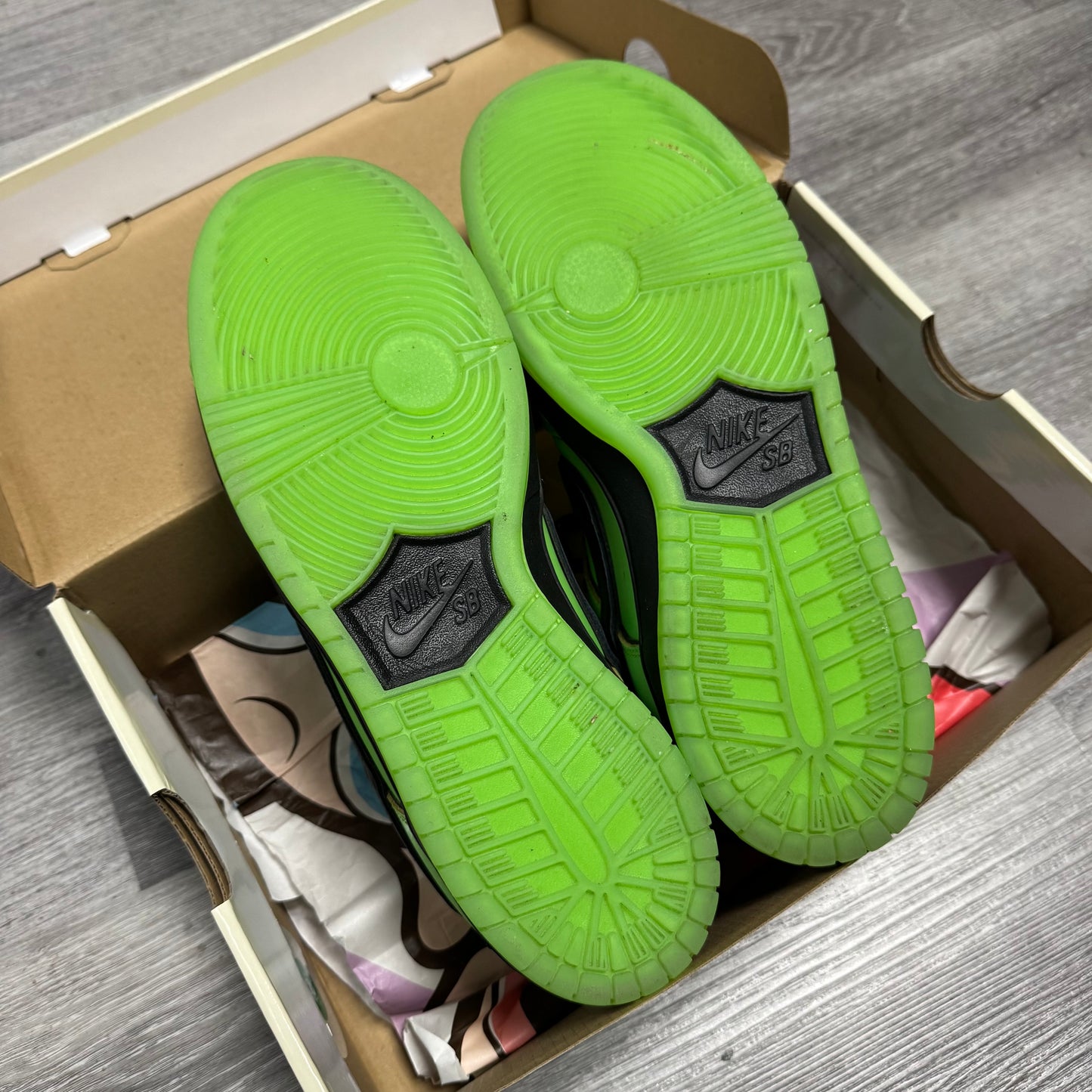 Dunk Low SB Powerpuff Buttercup / Preowned