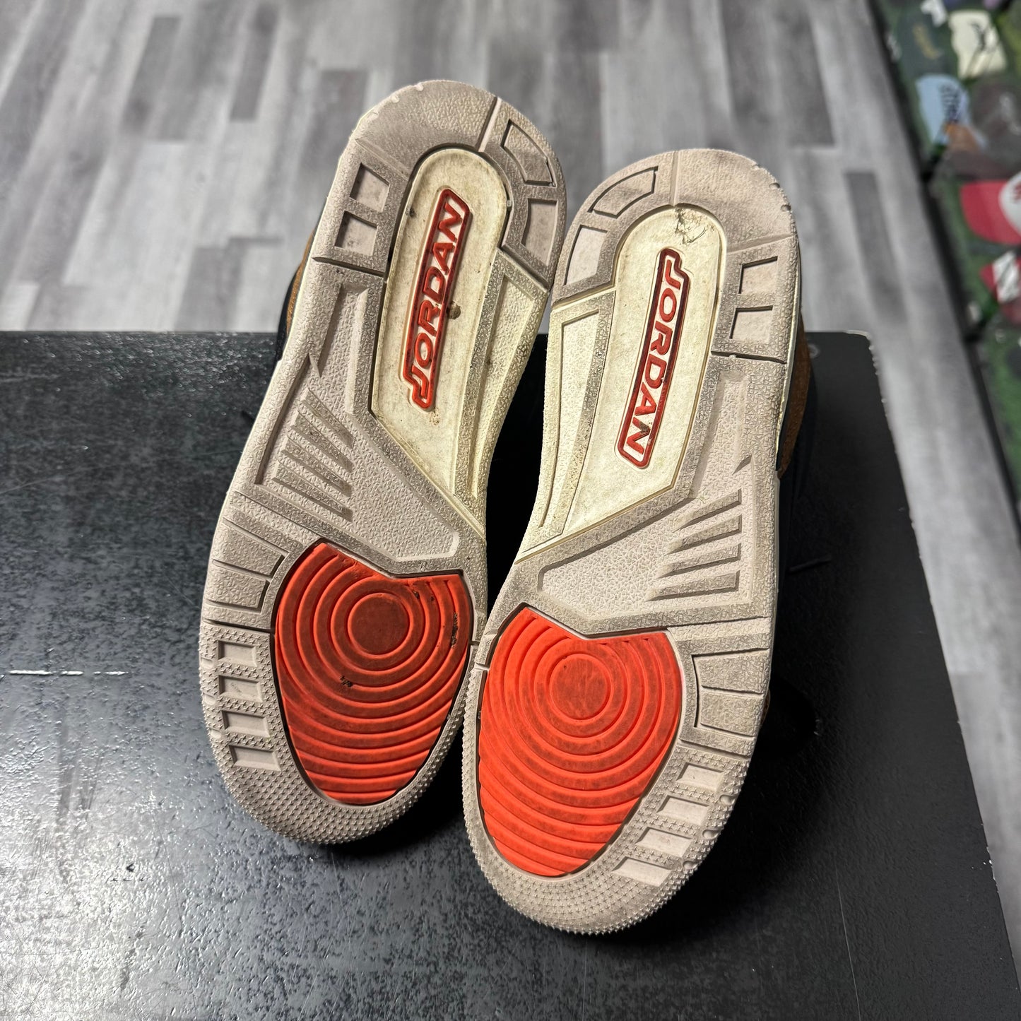Jordan 3 Desert Elephant / Preowned