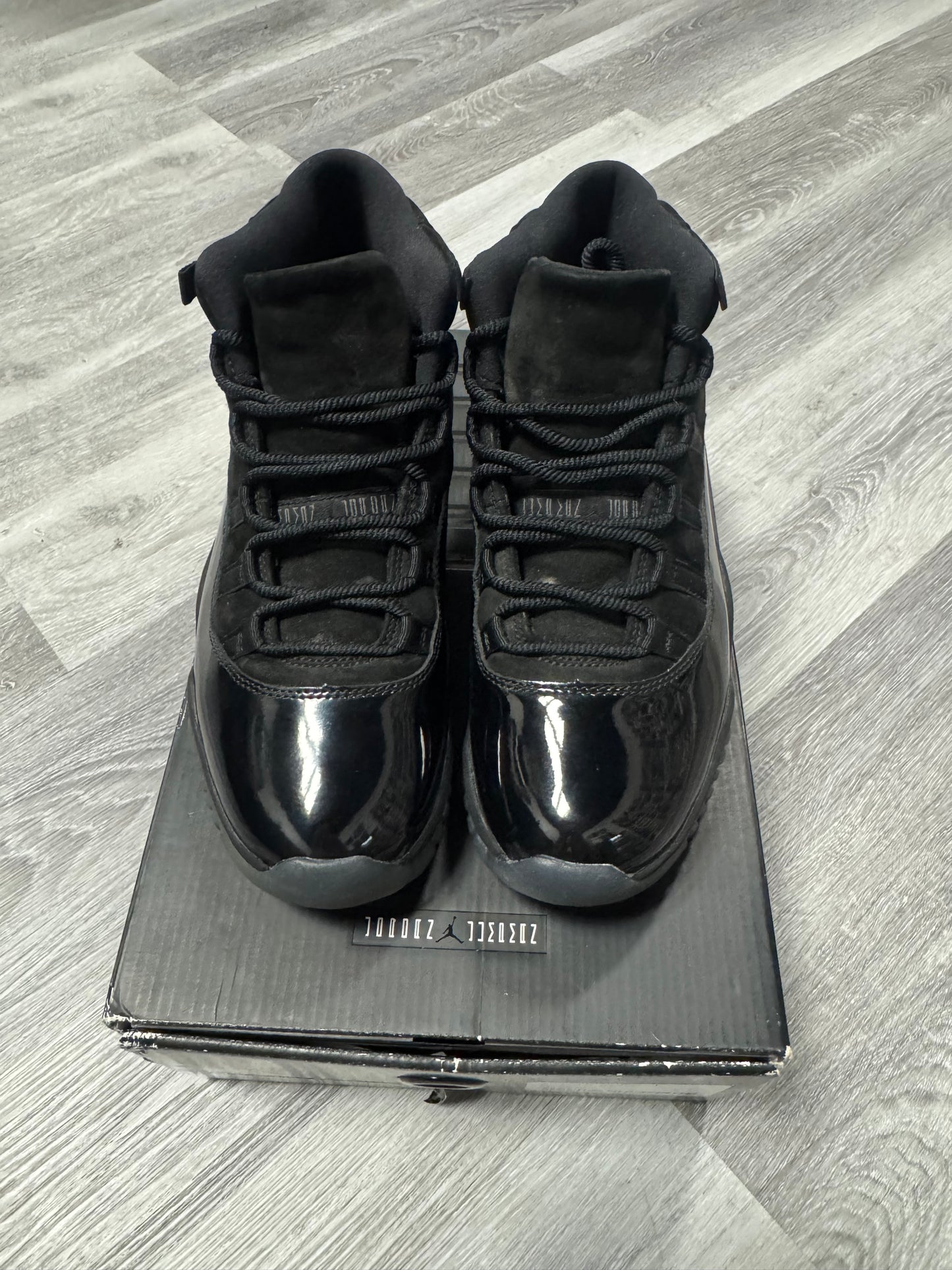 Jordan 11 Cap and Gown / Preowned