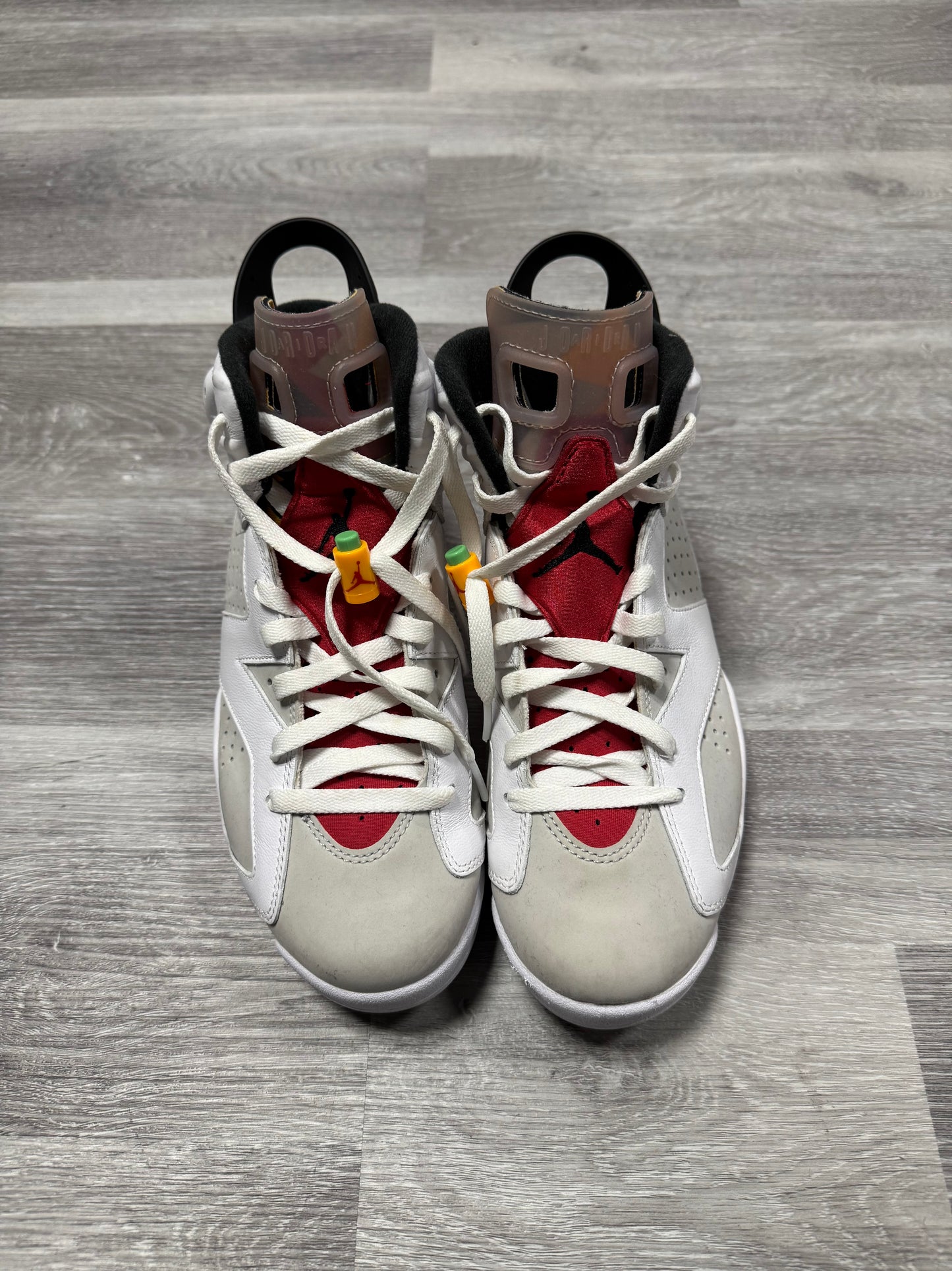 Jordan 6 Hare / Preowned