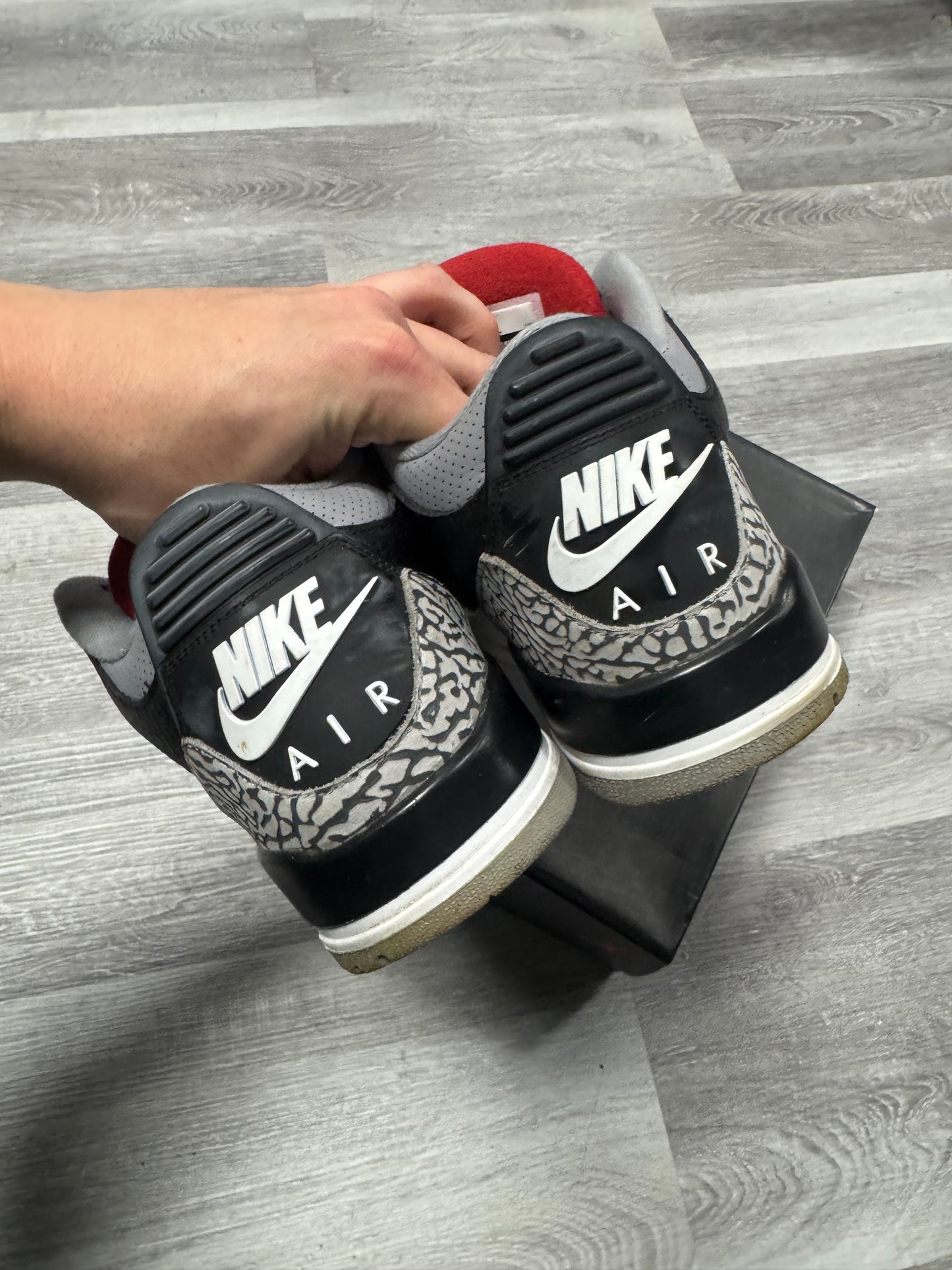 Jordan 3 Black Cement (2018) / Preowned