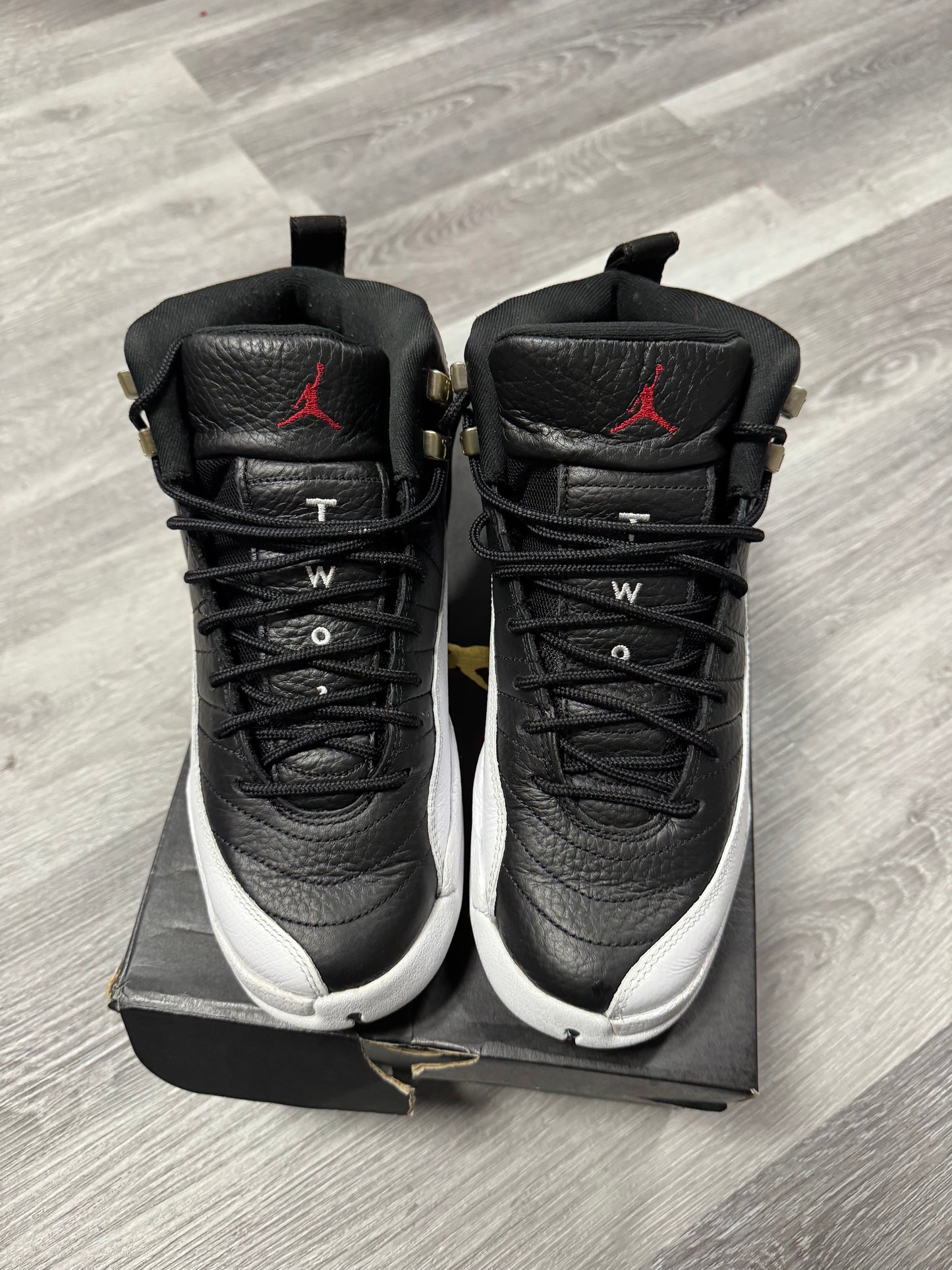 Jordan 12 Playoff / Preowned