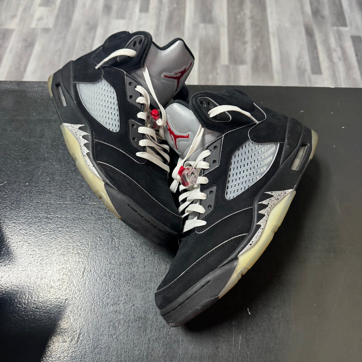 Jordan 5 Reimagined Black Metallic / Preowned