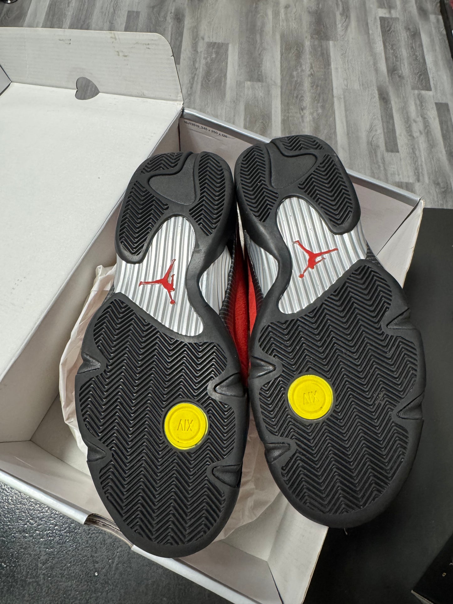 Jordan 14 Ferrari / Preowned