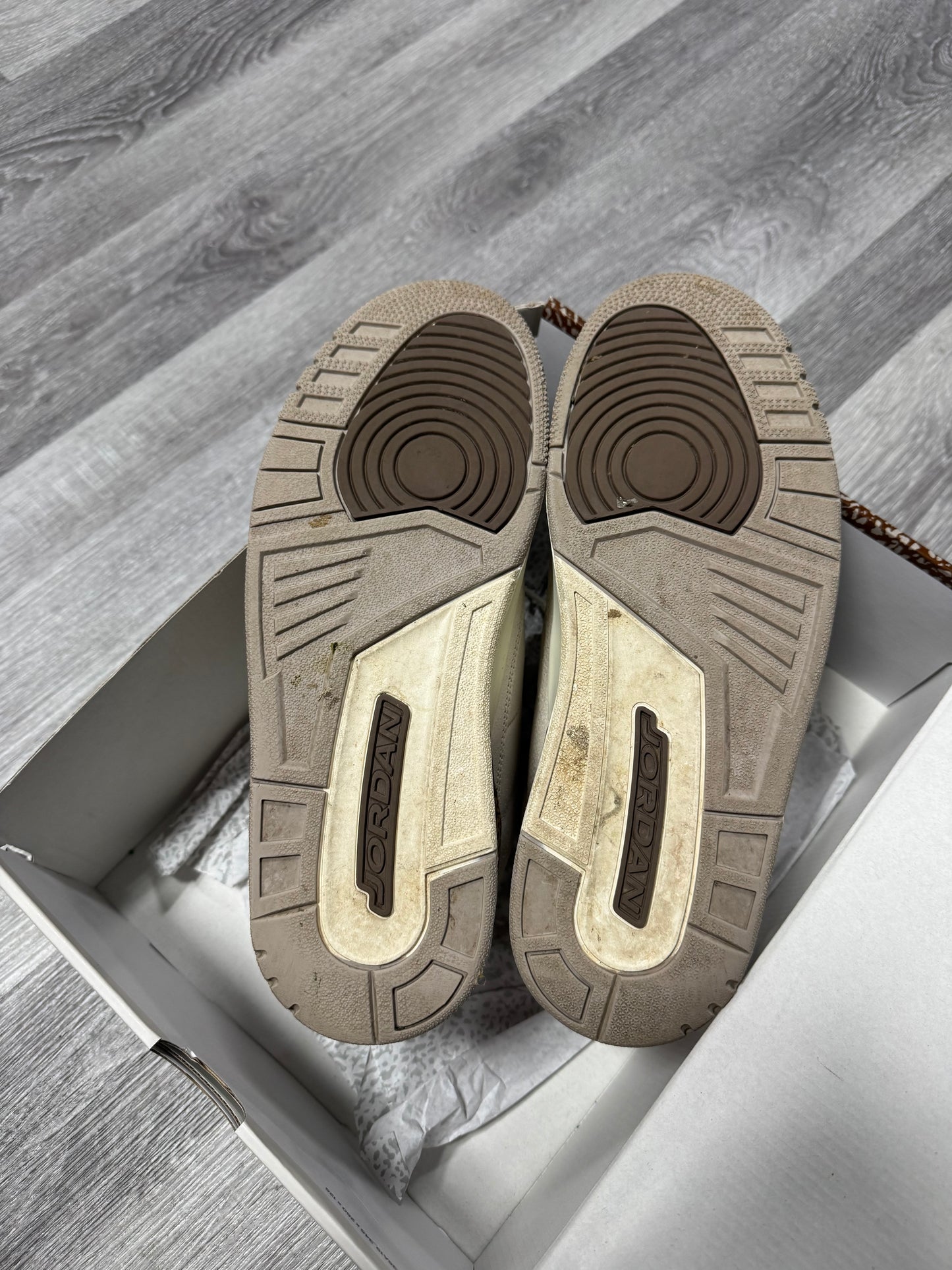 Jordan 3 Palomino / Preowned