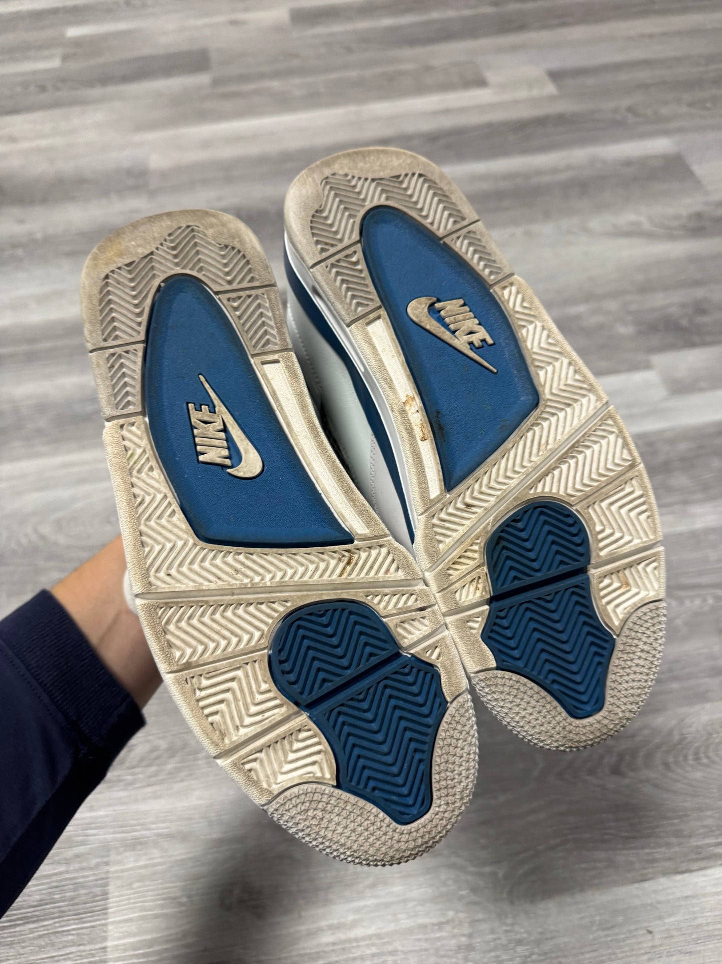 Jordan 4 Military Blue / Preowned