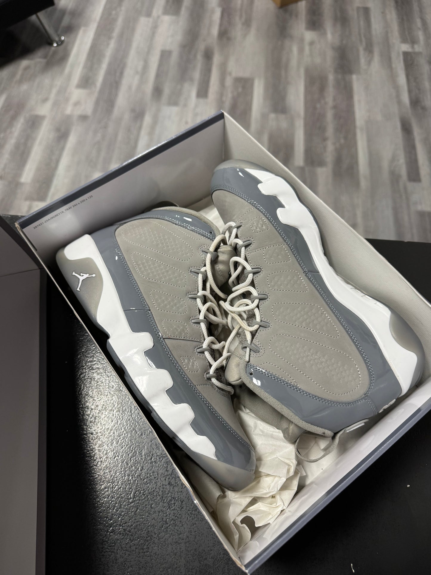 Jordan 9 Cool Grey / Preowned