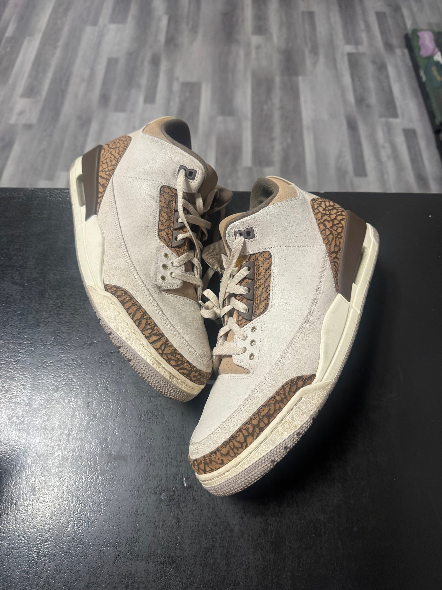 Jordan 3 Palomino / Preowned