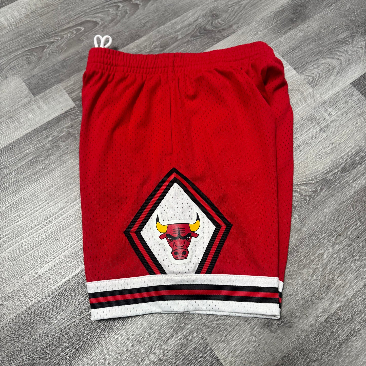 Mitchell & Ness Chicago Bulls Mesh Shorts