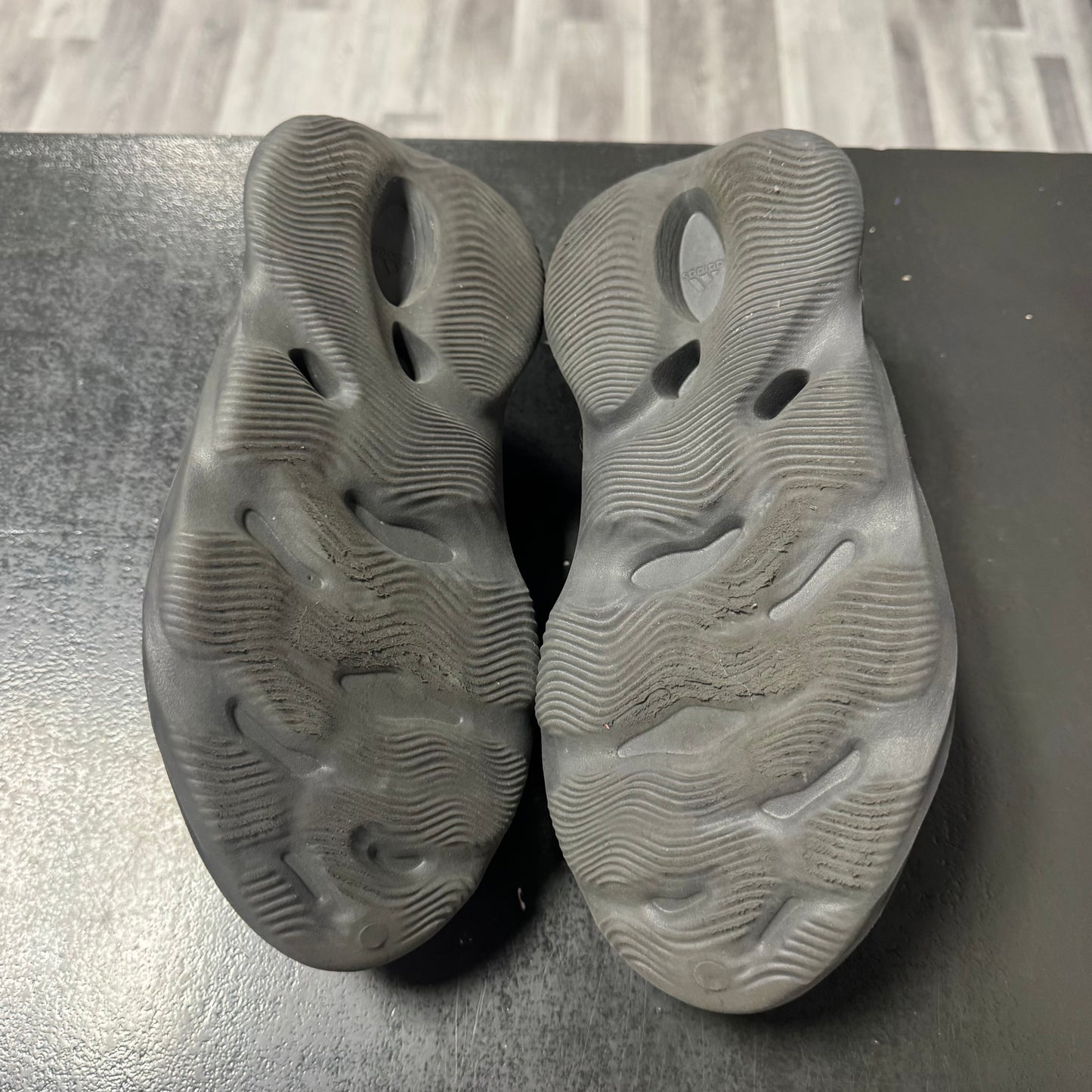Yeezy Foam Runner Onyx / Preowned