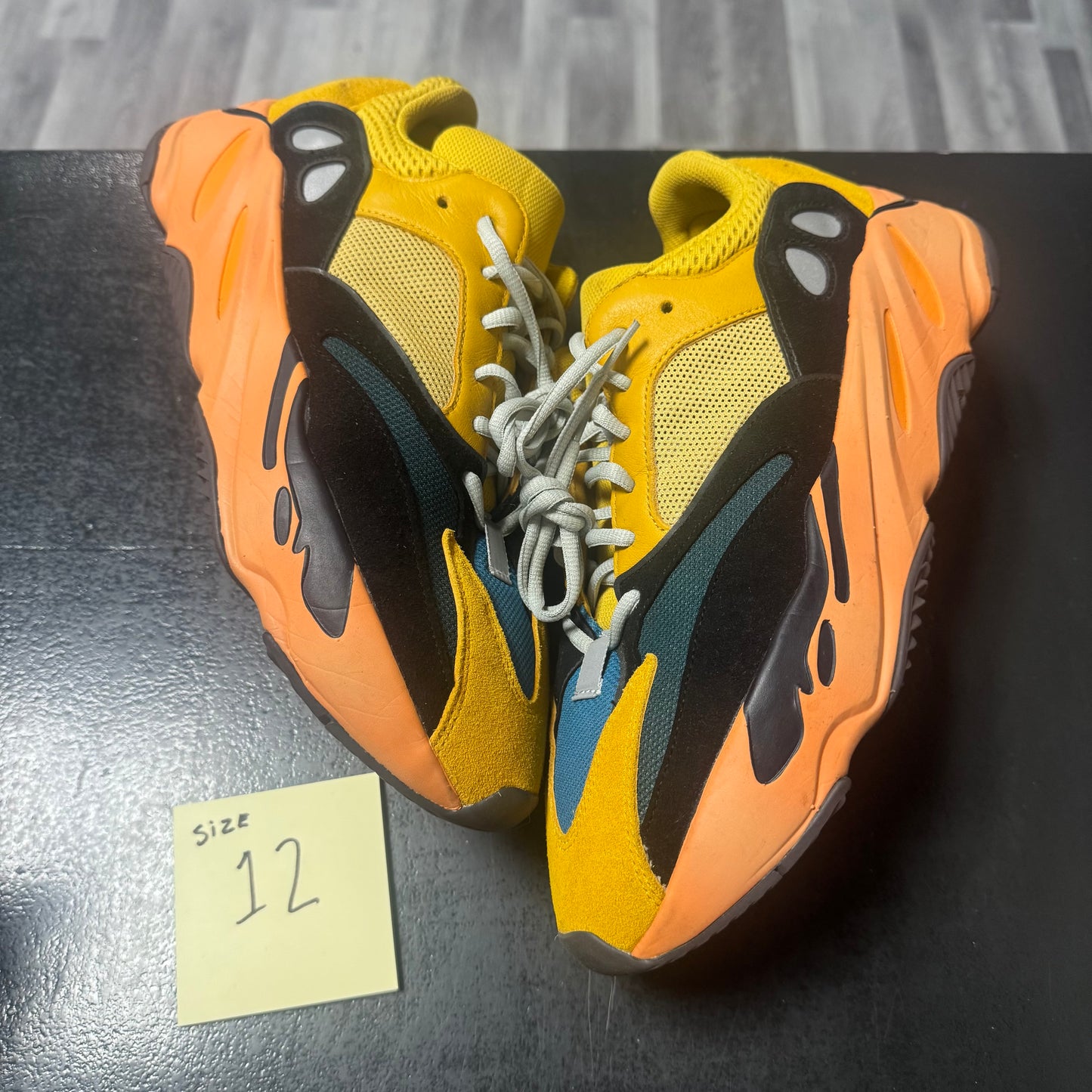 Yeezy 700 Sun / Preowned