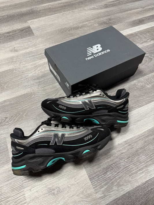 New Balance 1000 Black Tiffany Blue / Preowned