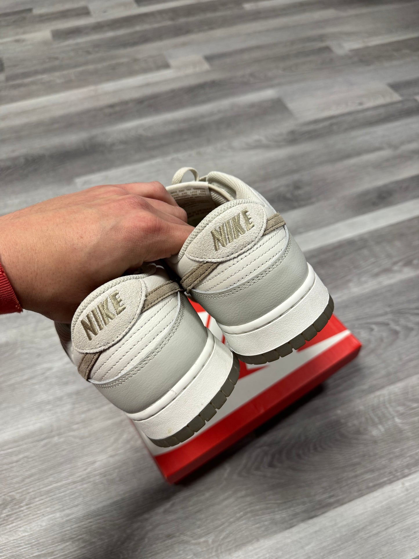 Dunk Low Phantom Khaki / Preowned